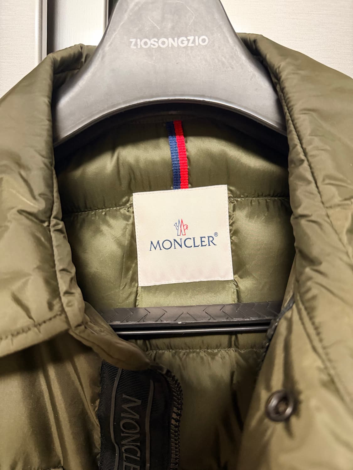 몽클레어 미오만드레 카키 백화점구매 상품이미지3