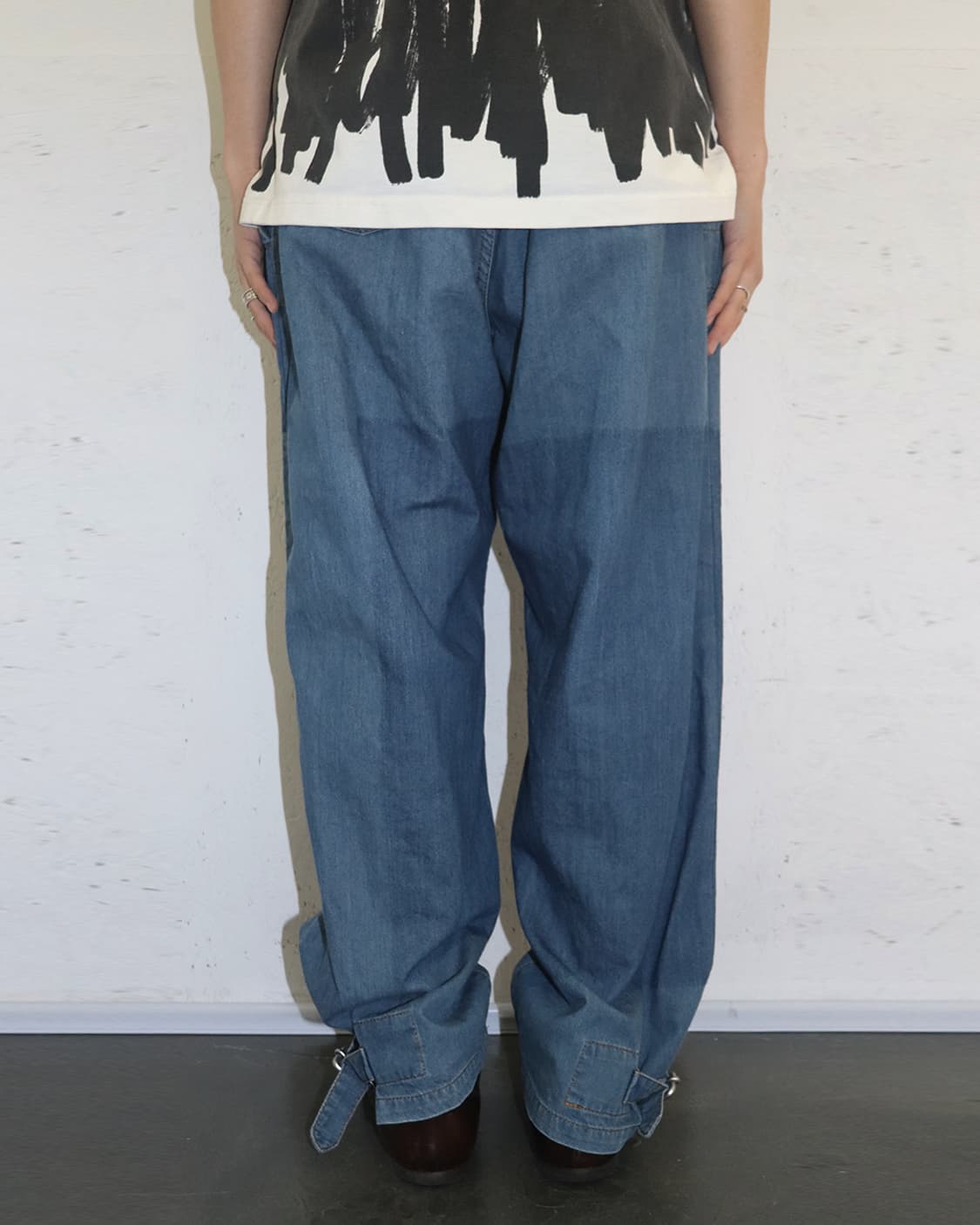 JW 앤더슨 벨트 디테일 미드 블루 데님팬츠 상품이미지3