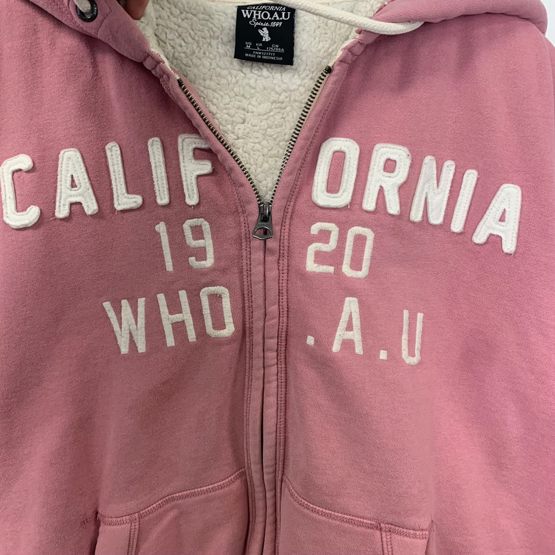 후아유 y2k 와투케 딸기우유 양털 후드집업 상품이미지4