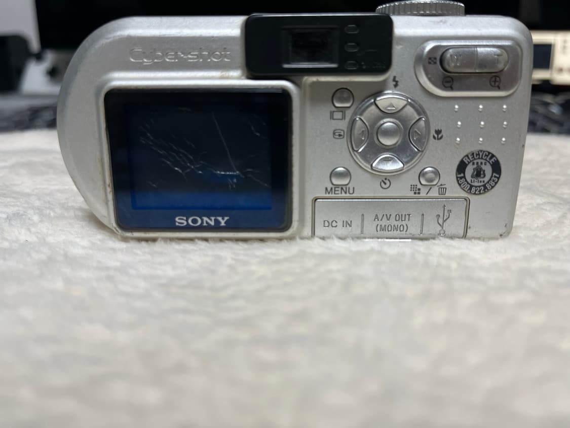 📸💫 SONY DSC-P8 클래식 디카 판매합니다! 💫📸 상품이미지9