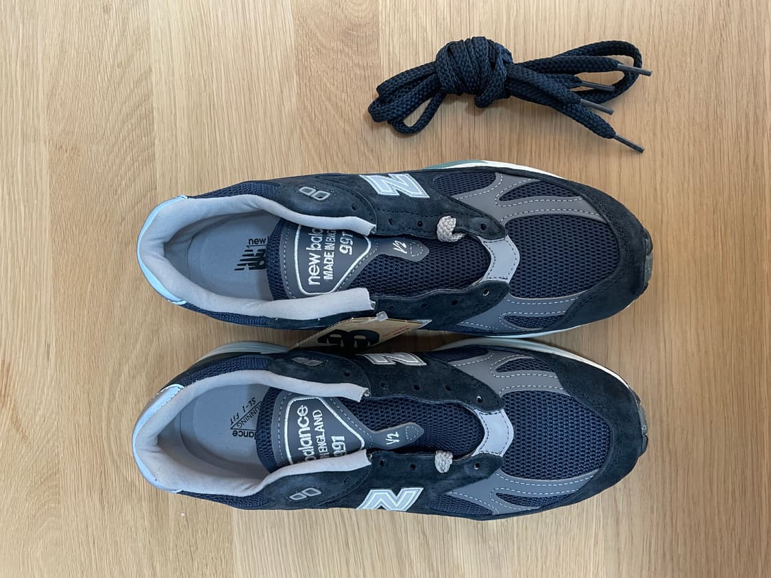 뉴발란스991v2 메이드 인 UK 다크 네이비 소모크드 펄 상품이미지1