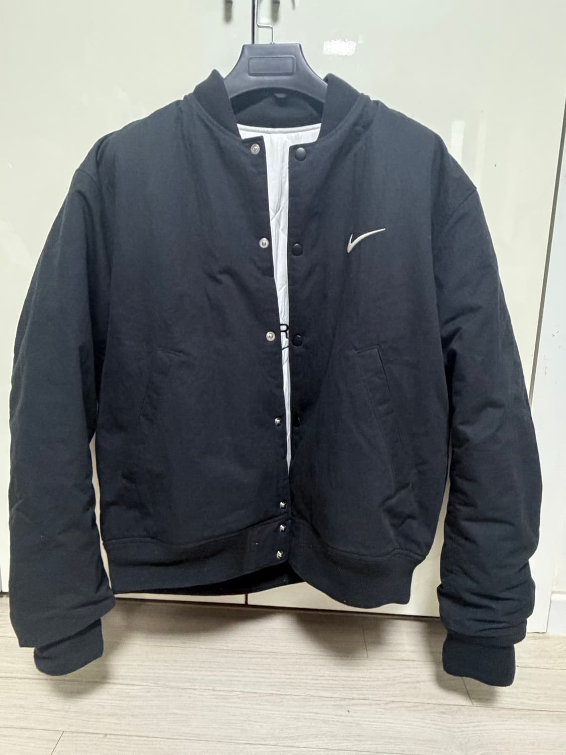 나이키 x 스투시 리버시블 자켓 블랙 (FJ9153-010) 상품이미지4