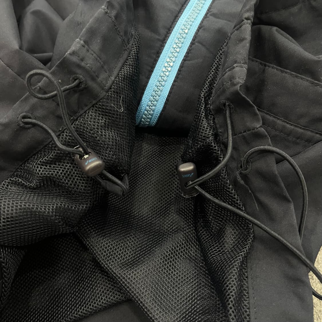 90 아식스 네이비/블루 후드 바람막이 자켓 상품이미지4