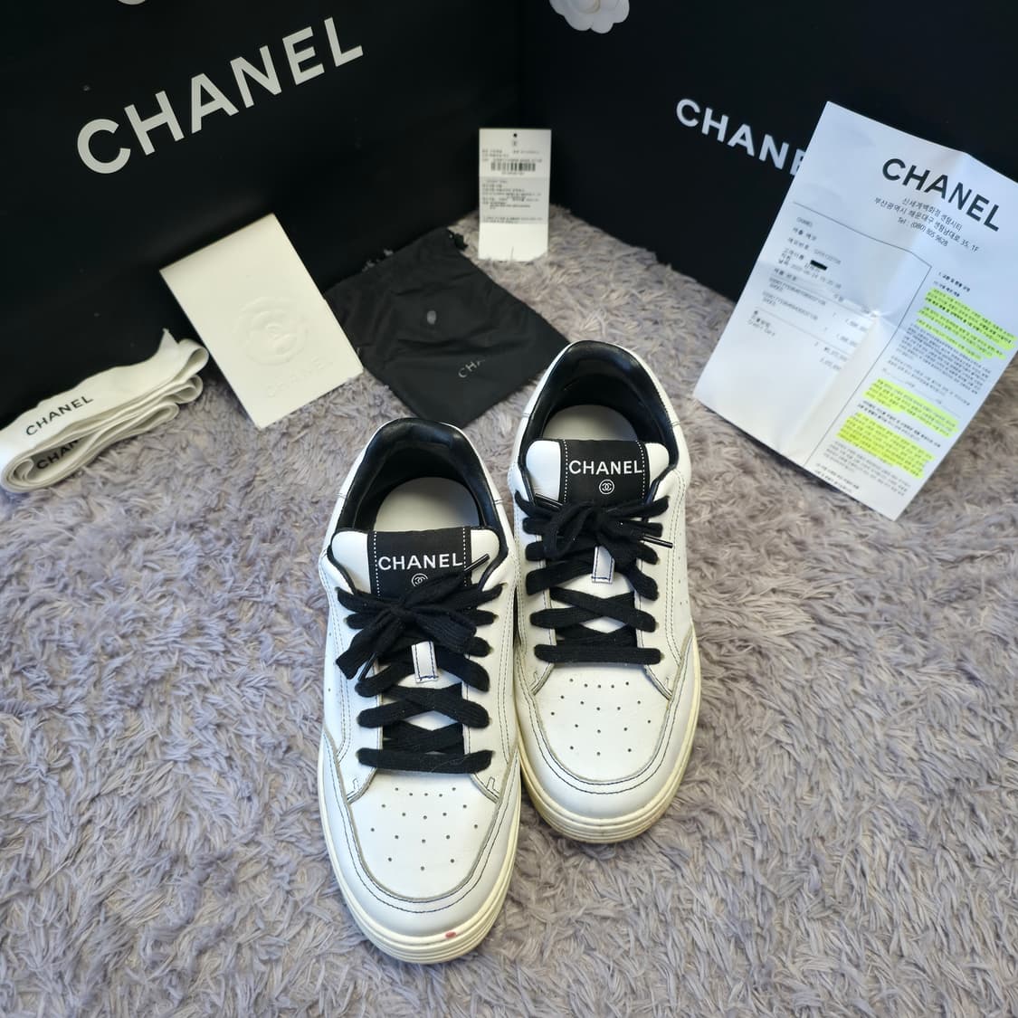 {클로젯}[37][풀구성+인보이스]샤넬 테니스 백로고 스니커즈 상품이미지2