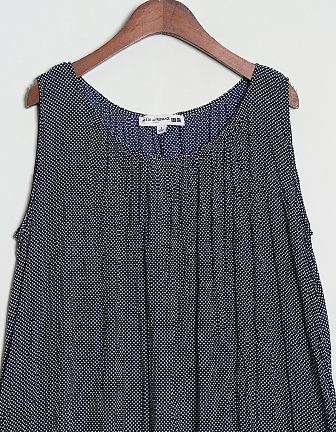 UQ x INES DE LA FRESSANGE Dot Pleats One 상품이미지2