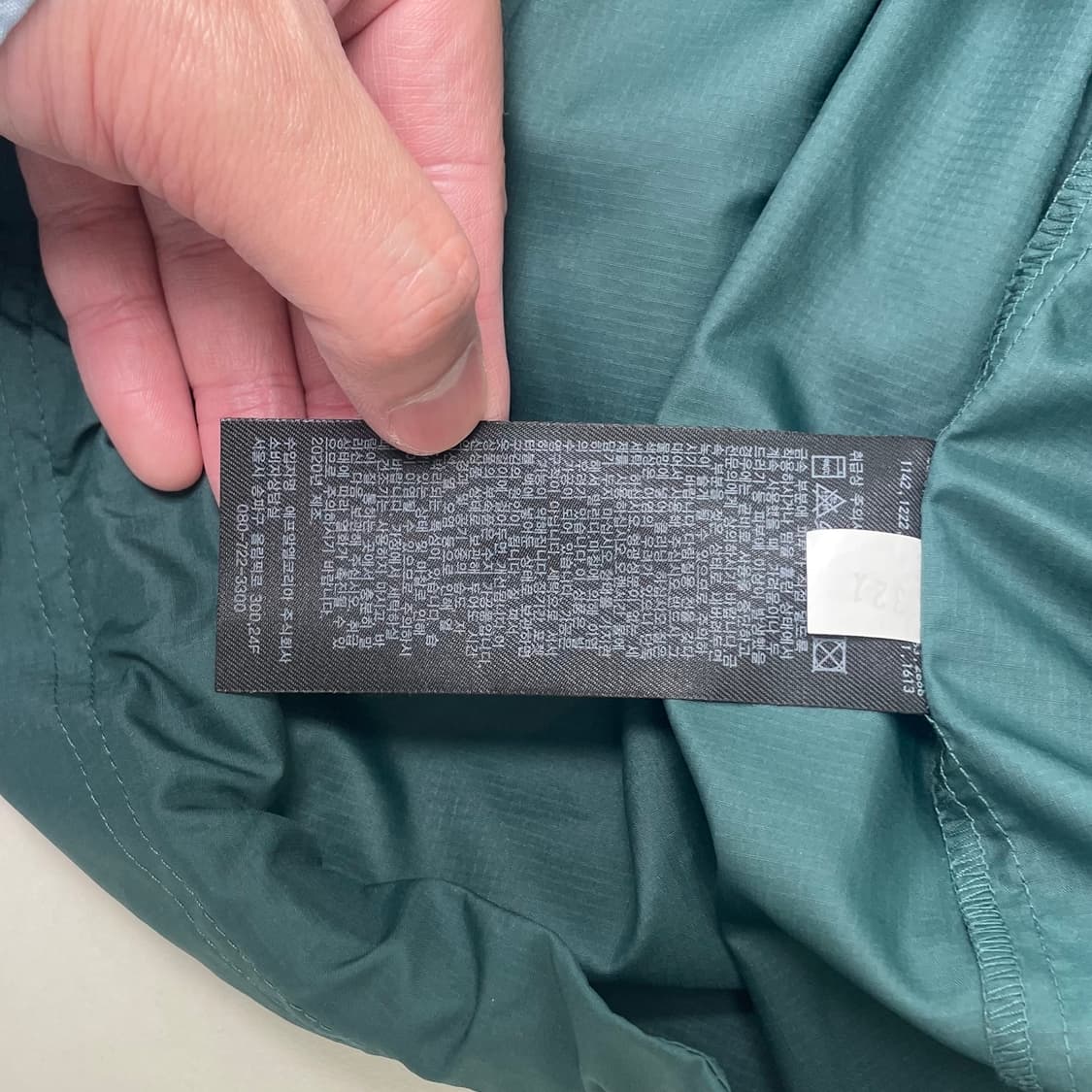 유니클로 후드 바람막이 아노락 S 상품이미지7