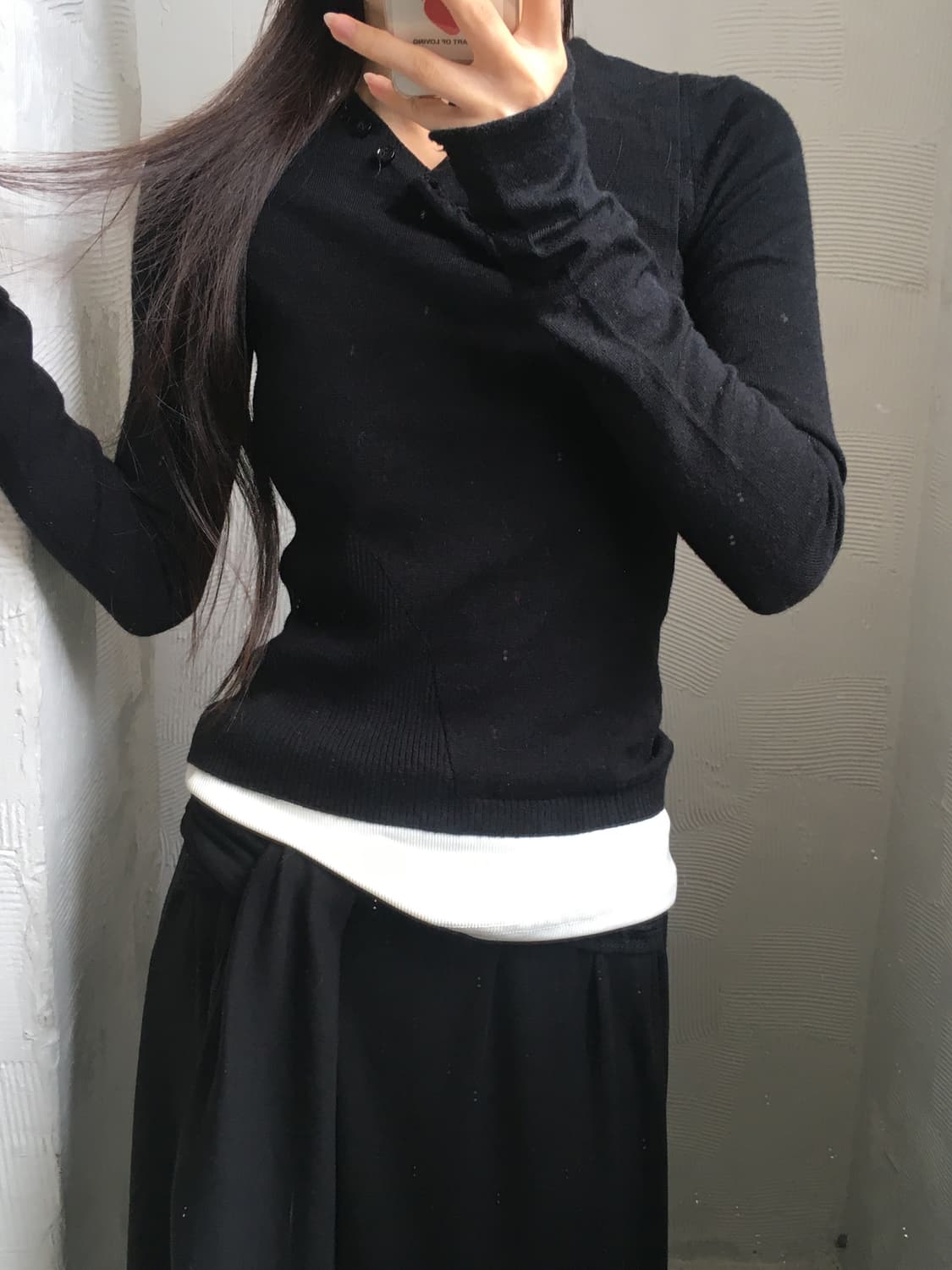 Dolce & Gabbana 돌체앤가바나 블랙 버튼 디테일 언밸런스 니트 상품이미지1