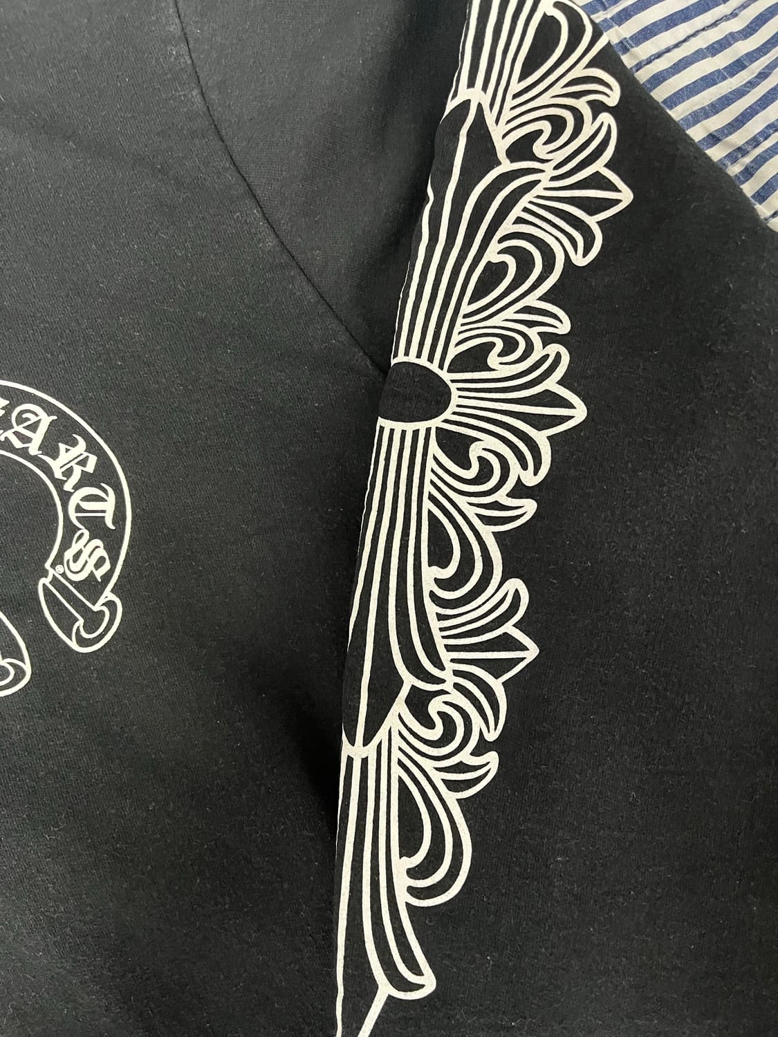 [M]크롬하츠 홀스슈 플로랄 후드 블랙 상품이미지3