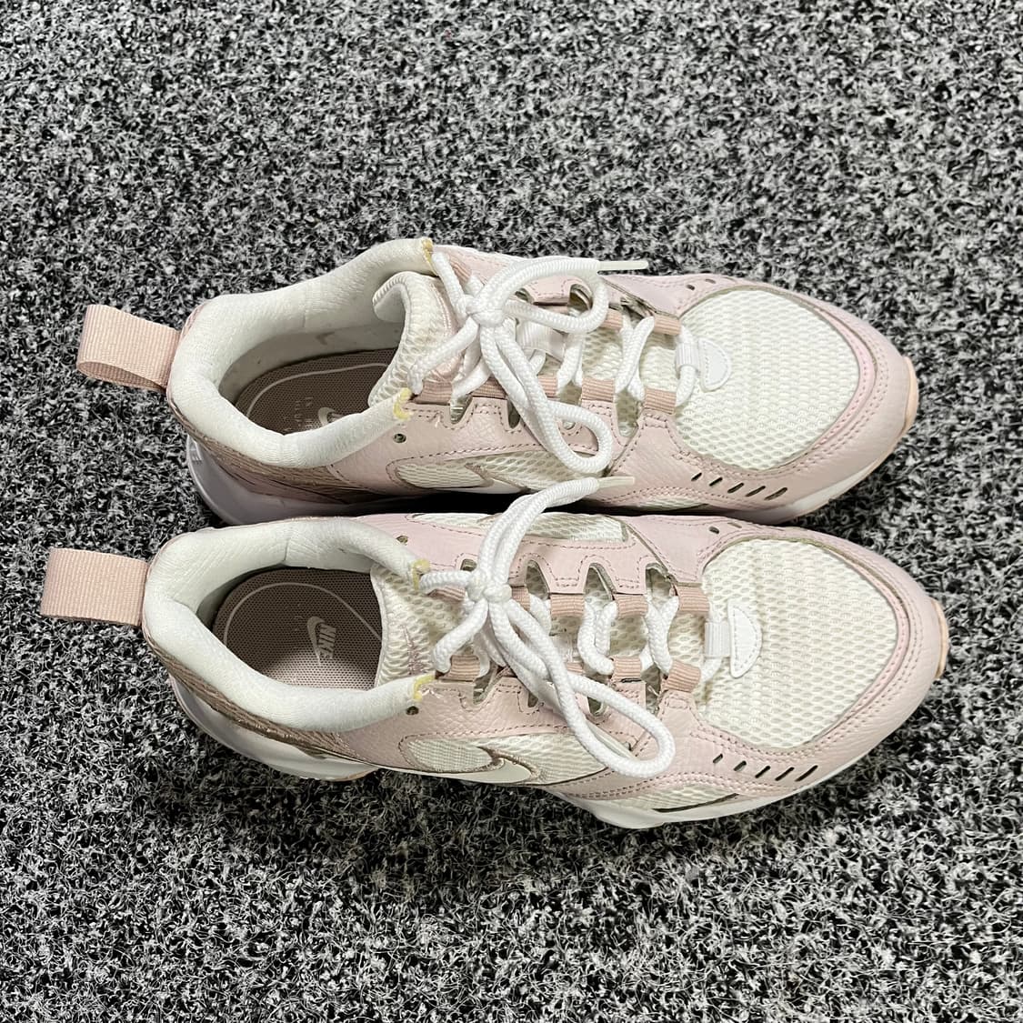 나이키 베이비 핑크 235 상품이미지3