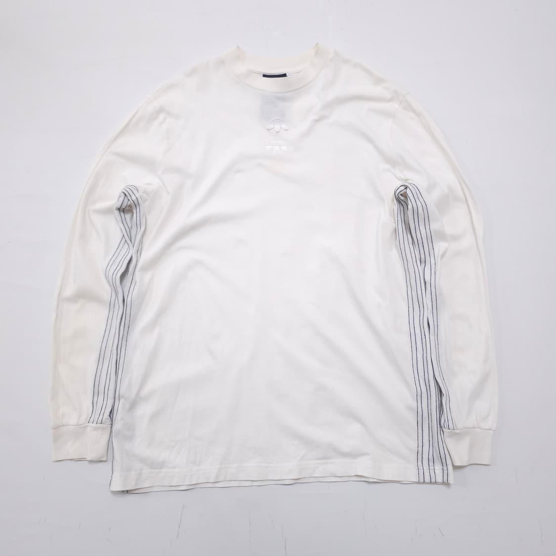 아디다스 x 알렉산더왕 스티치 삼선 롱슬리브 상품이미지1