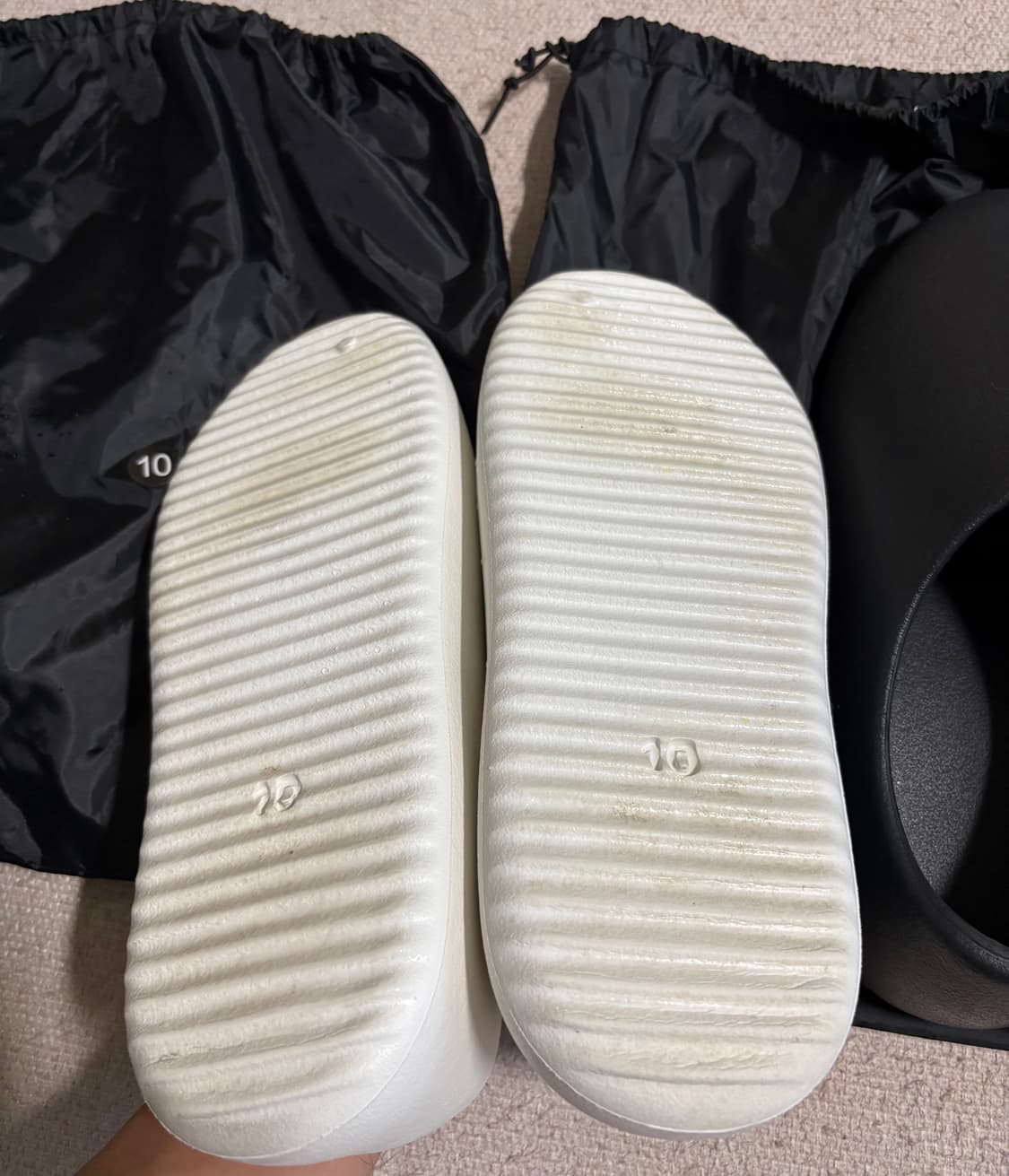 Yeezy 이지 sl-01 블랙,화이트 / 10 상품이미지3