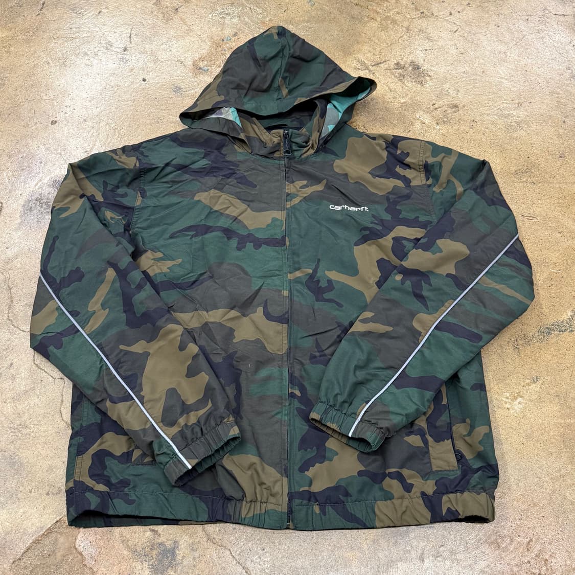 칼하트 카모 밀리터리 후드 바람막이 자켓 상품이미지2