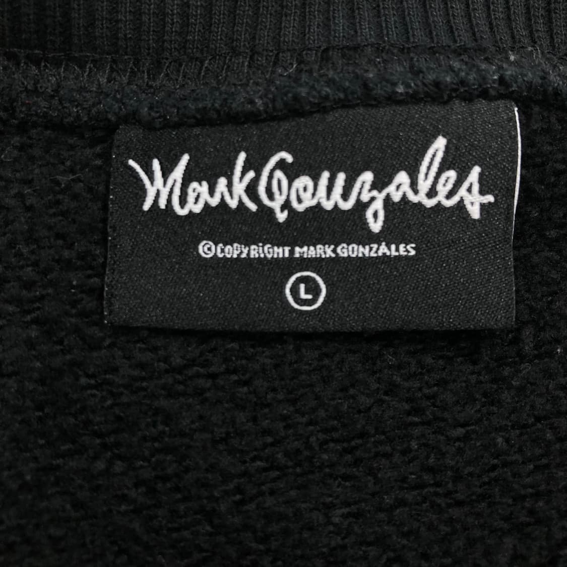 마크곤잘레스 x 참스 블랙 컬러 빅로고 맨투맨 상품이미지4
