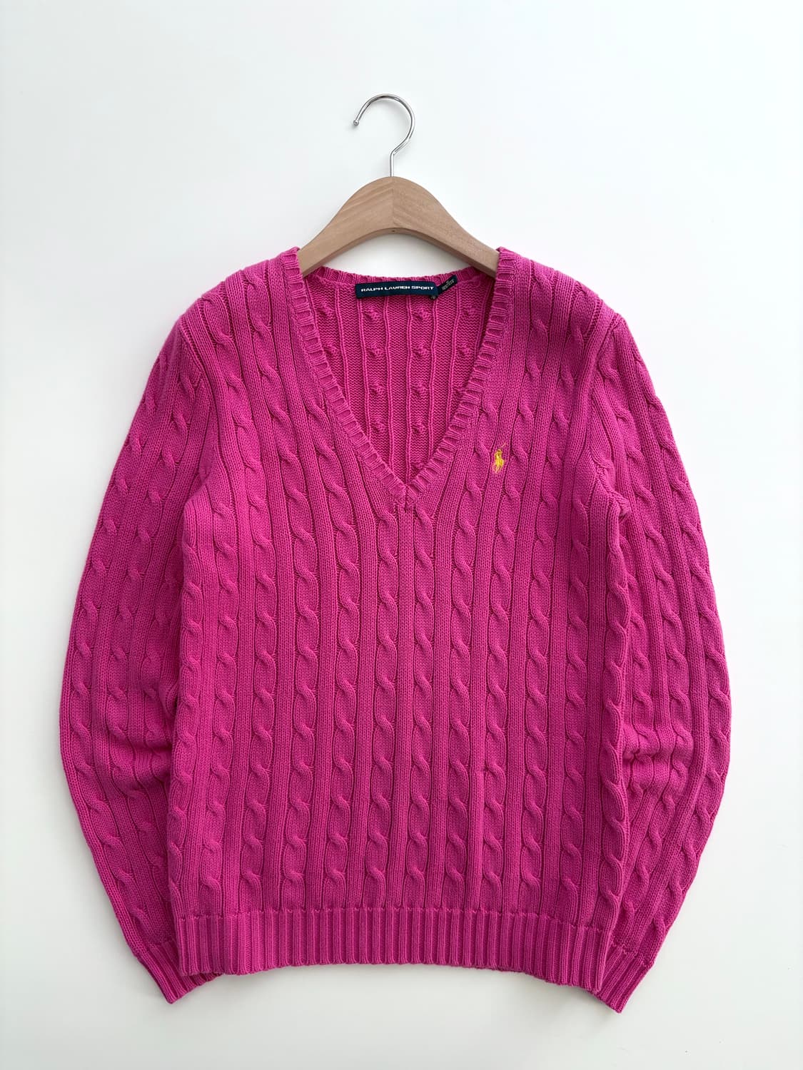 Polo 랄프로렌 스포츠 우먼라인 핑크컬러 케이블 브이넥 니트 상품이미지3