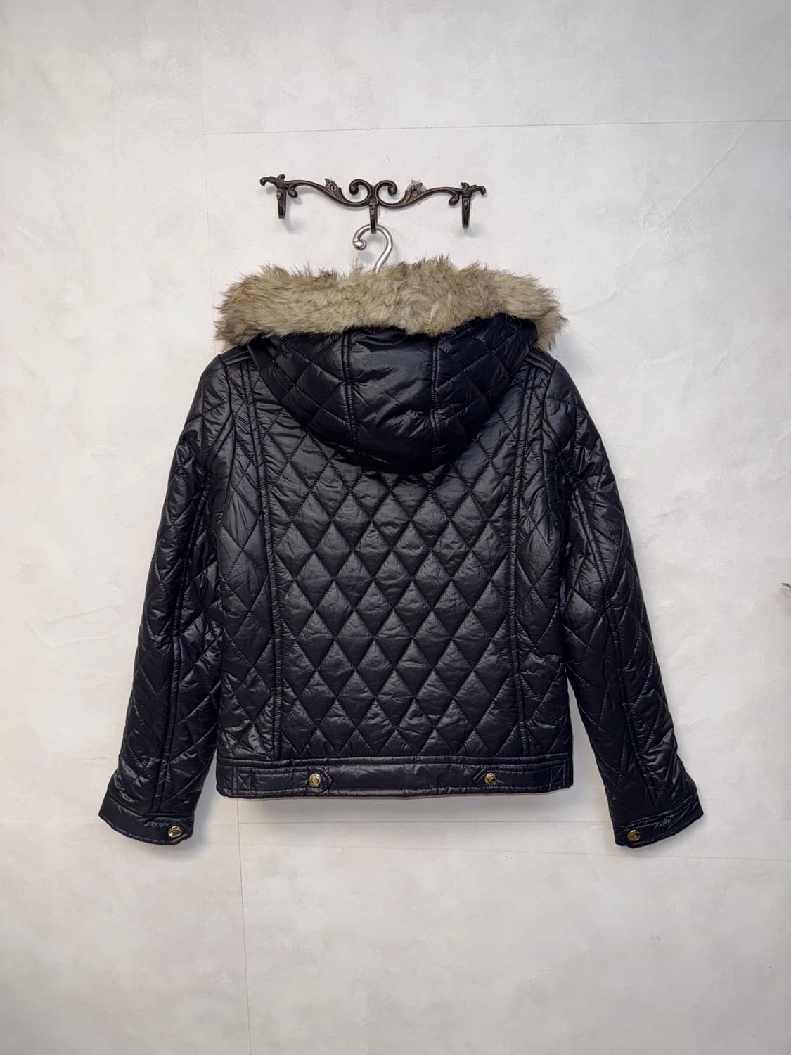 Juicy Couture black quilting fur hood 패딩 상품이미지3