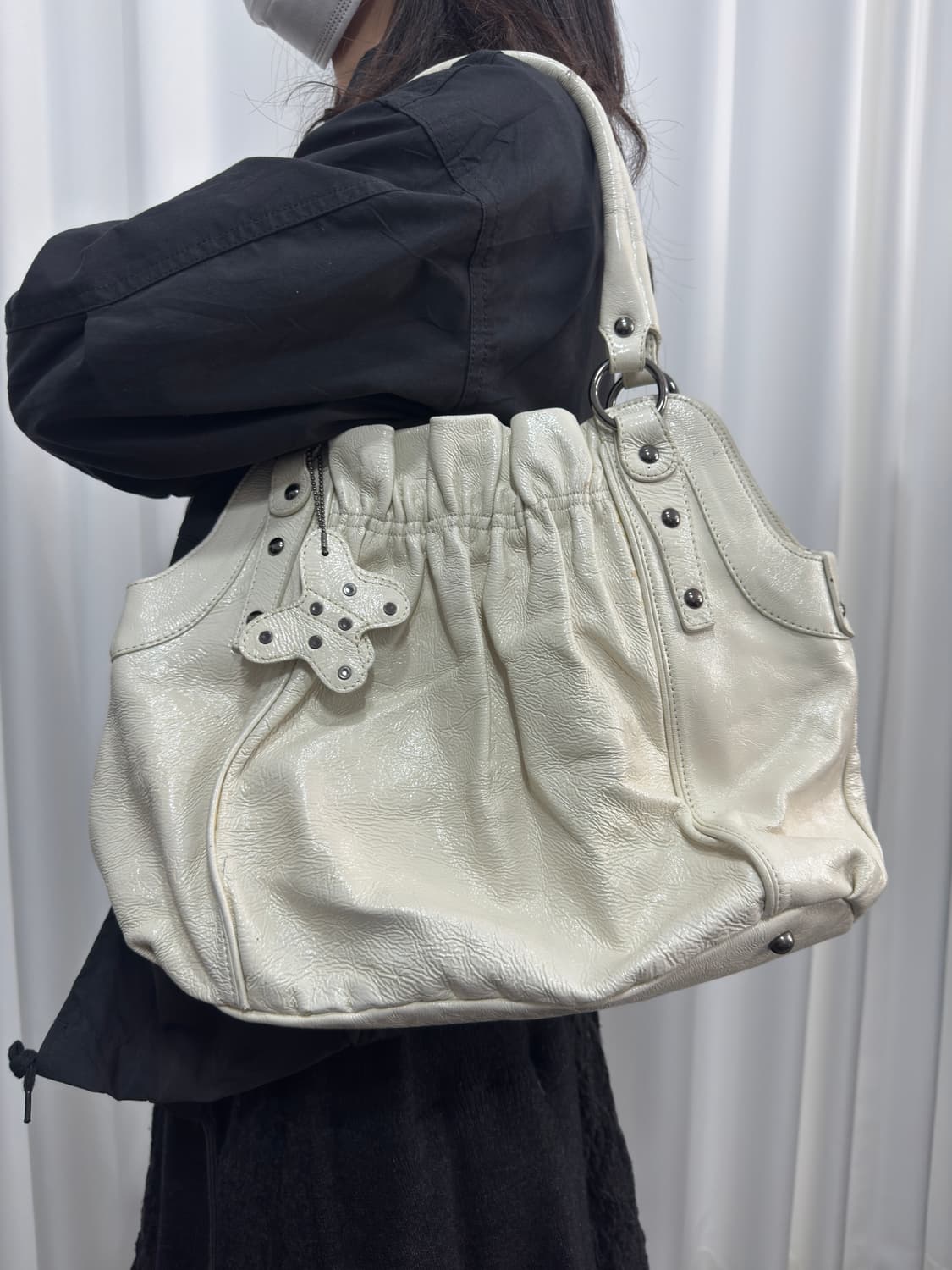 white leather shoulderbag 상품이미지1