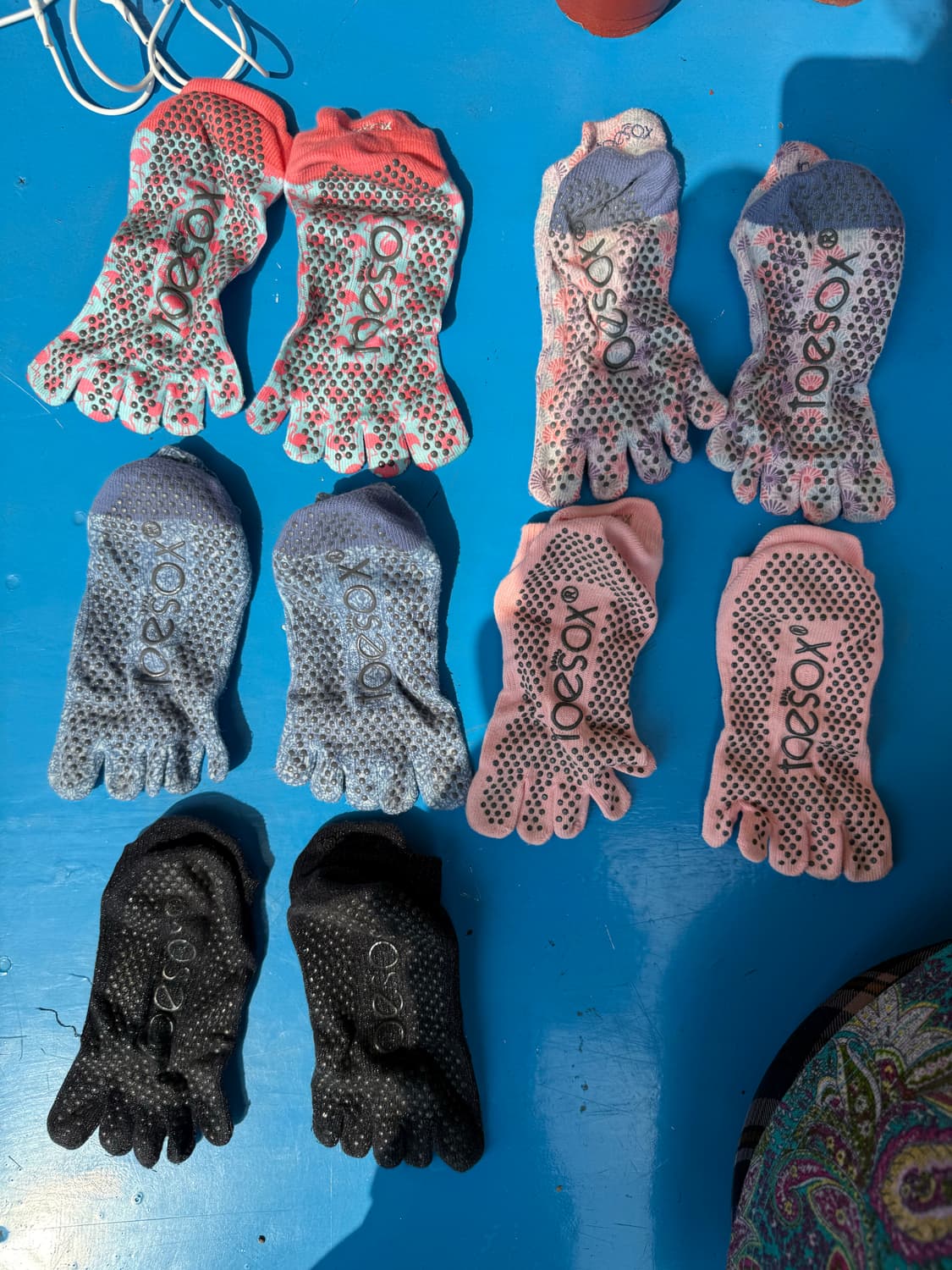 토삭스(Toesox) 미끄럼방지 양말 일괄 (6켤레) 상품이미지2