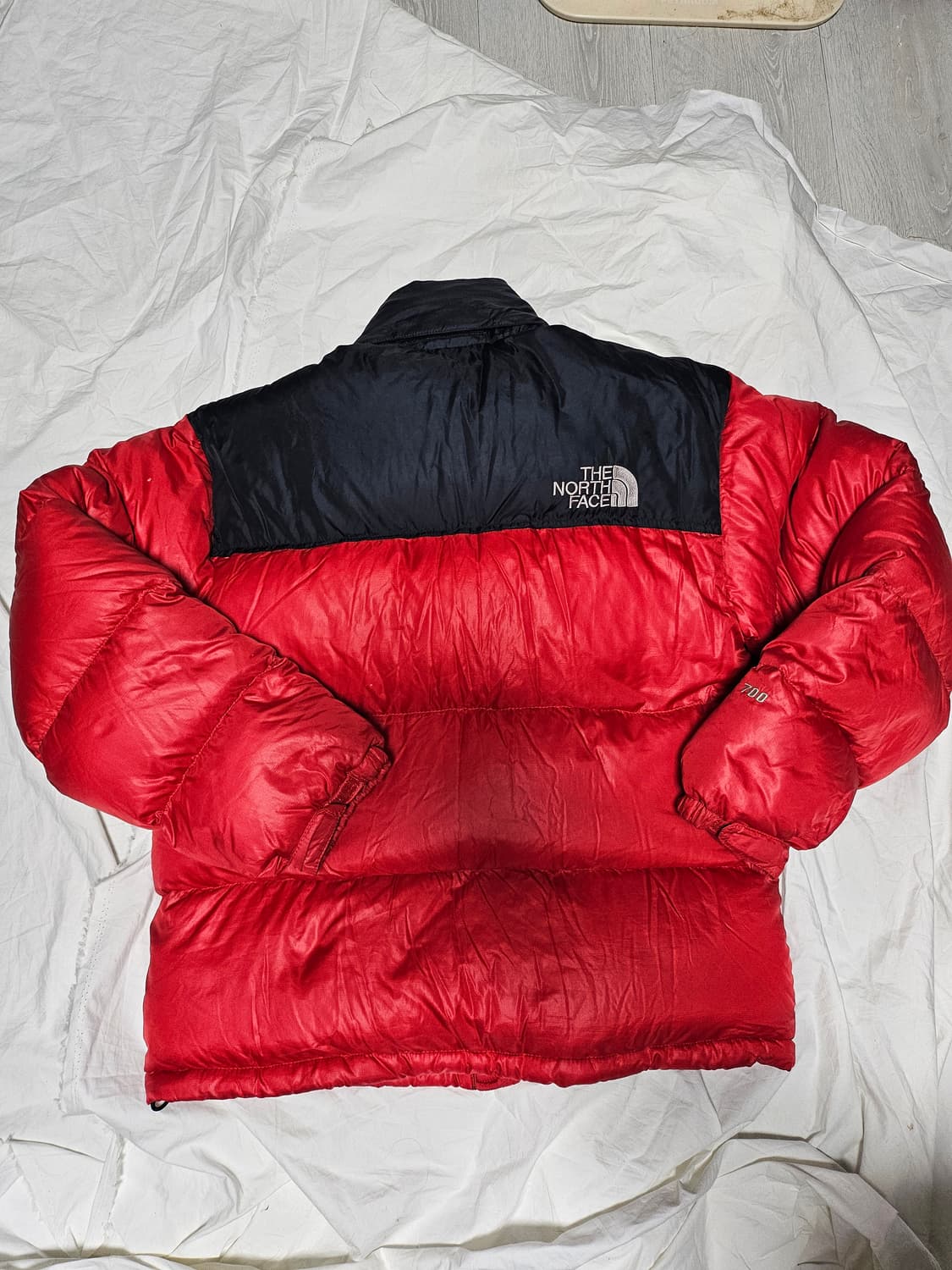 노스페이스 구스다운 눕시 필파워 700 검빨 90 상품이미지2