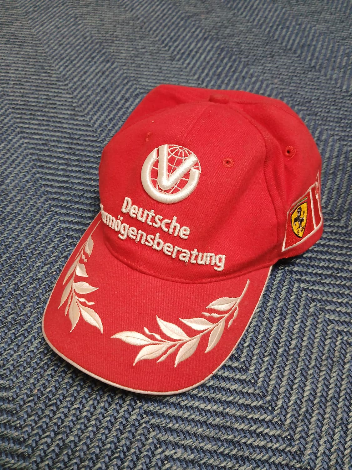 페라리 F1 슈마허 월드챔피언 2000 모자 상품이미지1