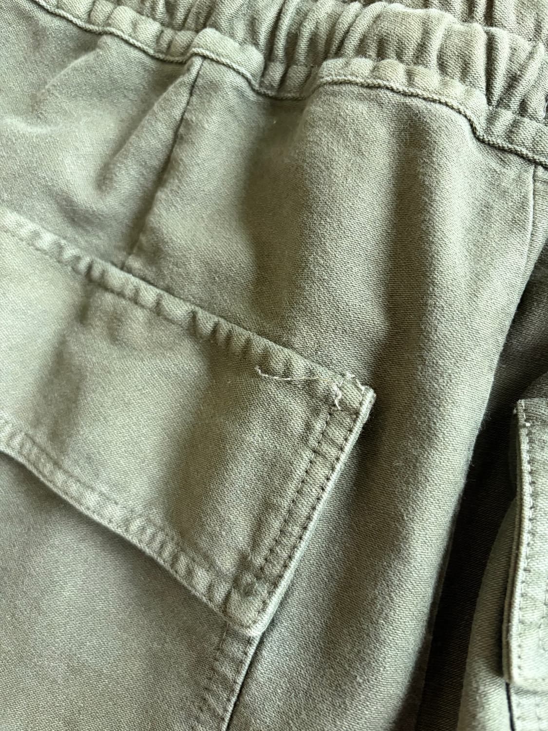 드리스반노튼 루즈스트랩 카고 M 23AW 상품이미지3