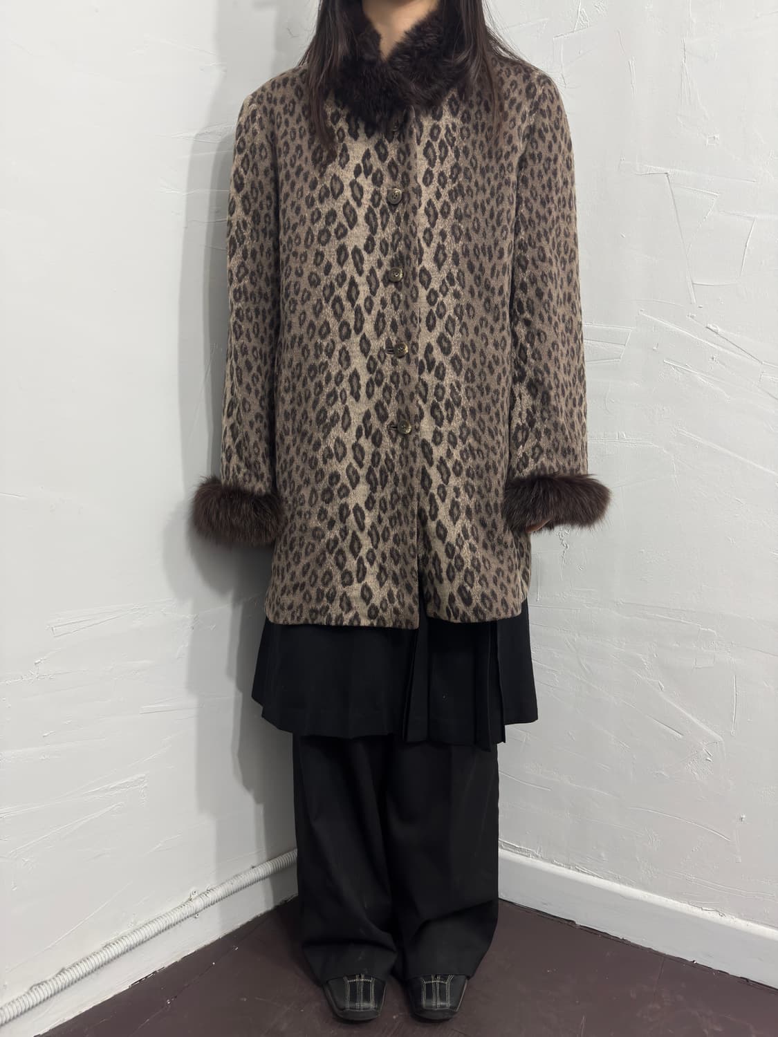 magenta leopard fur detail coat 상품이미지2
