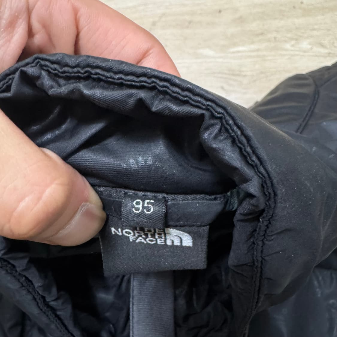 노스페이스 패이즐리패턴 경량패딩 M/95 상품이미지5