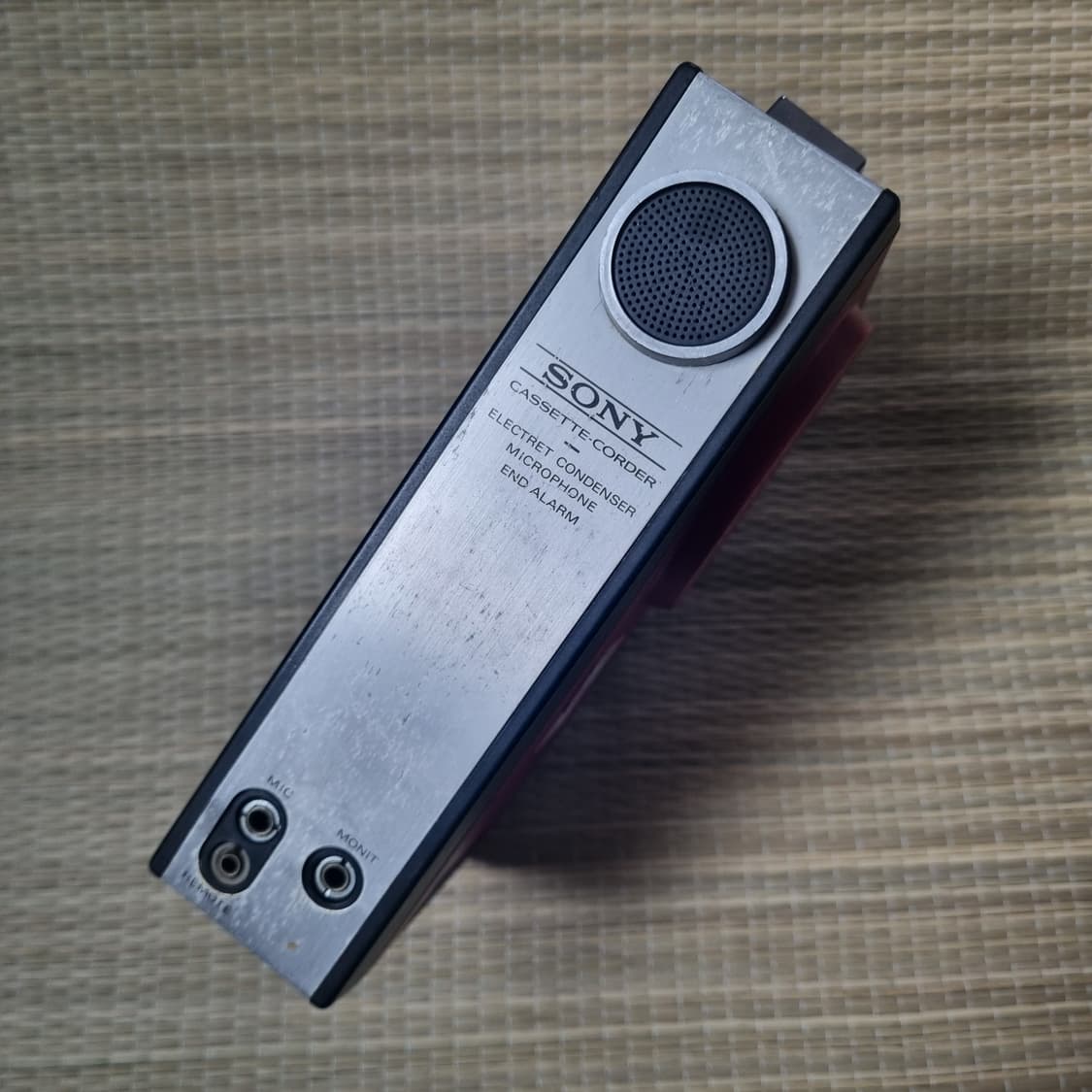 초희귀품 70년대 일본 소니 빨강 카세트플레이어 플레이작동 이상무 상품이미지3