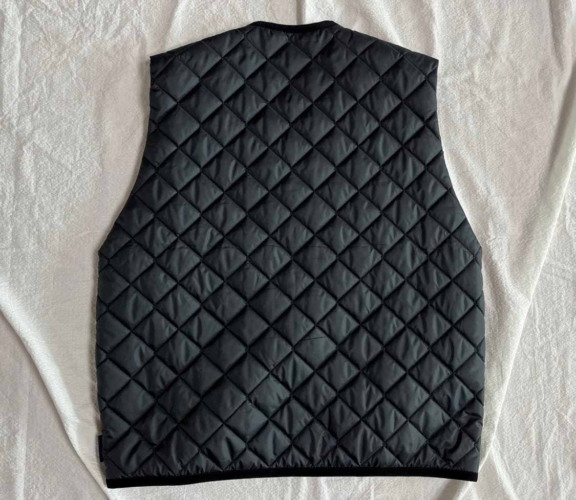 (L)빔즈 x 라벤햄 퀼팅 베스트 (블랙) 상품이미지3