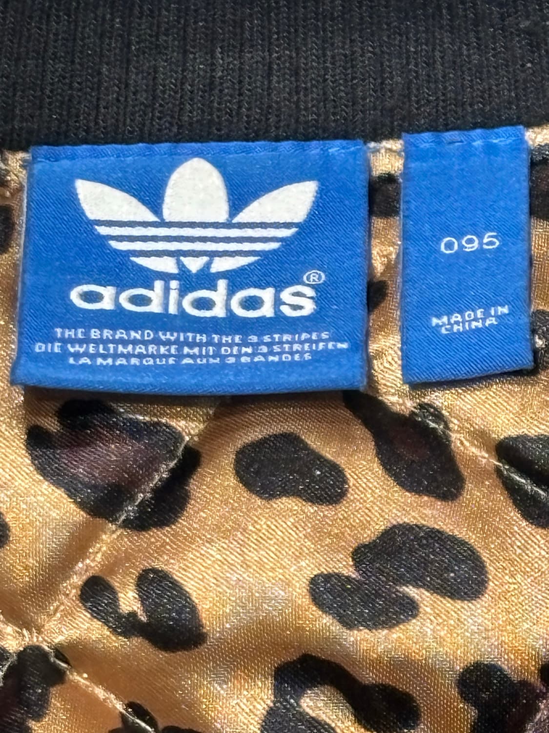 아디다스 레오파드 빅로고 바시티자켓 상품이미지7