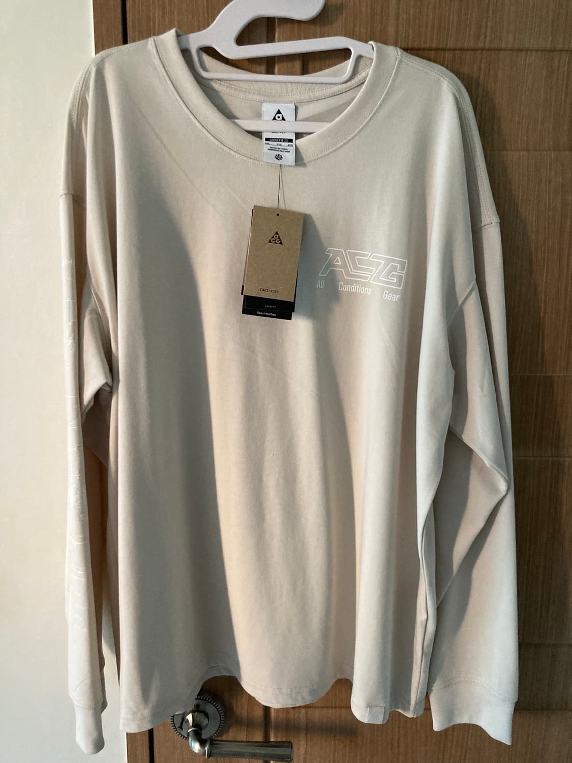 ACG 롱슬리브 2xl 팝니다 상품이미지1