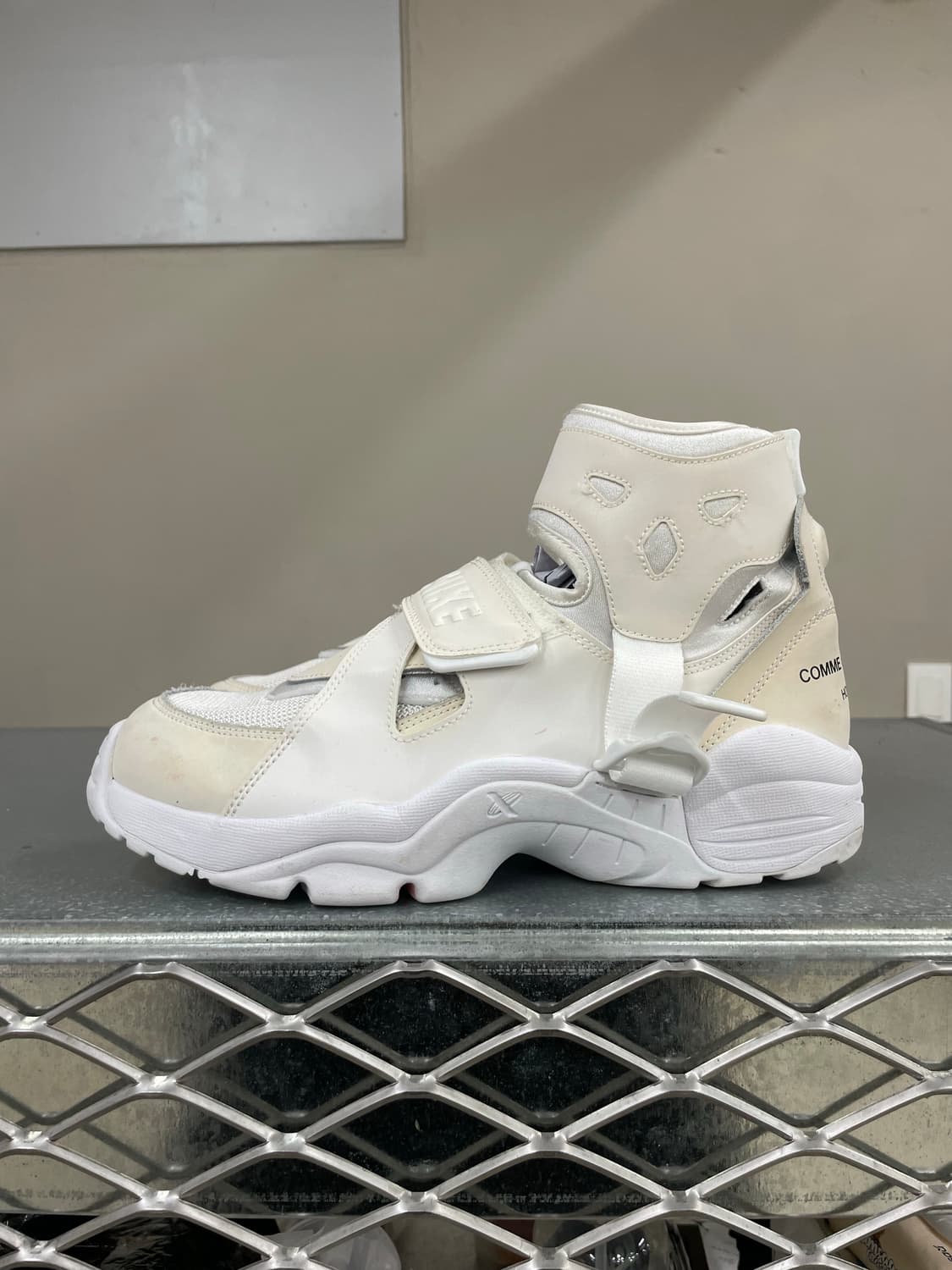 나이키 X 꼼데가르송 카니보어 화이트 260 상품이미지1