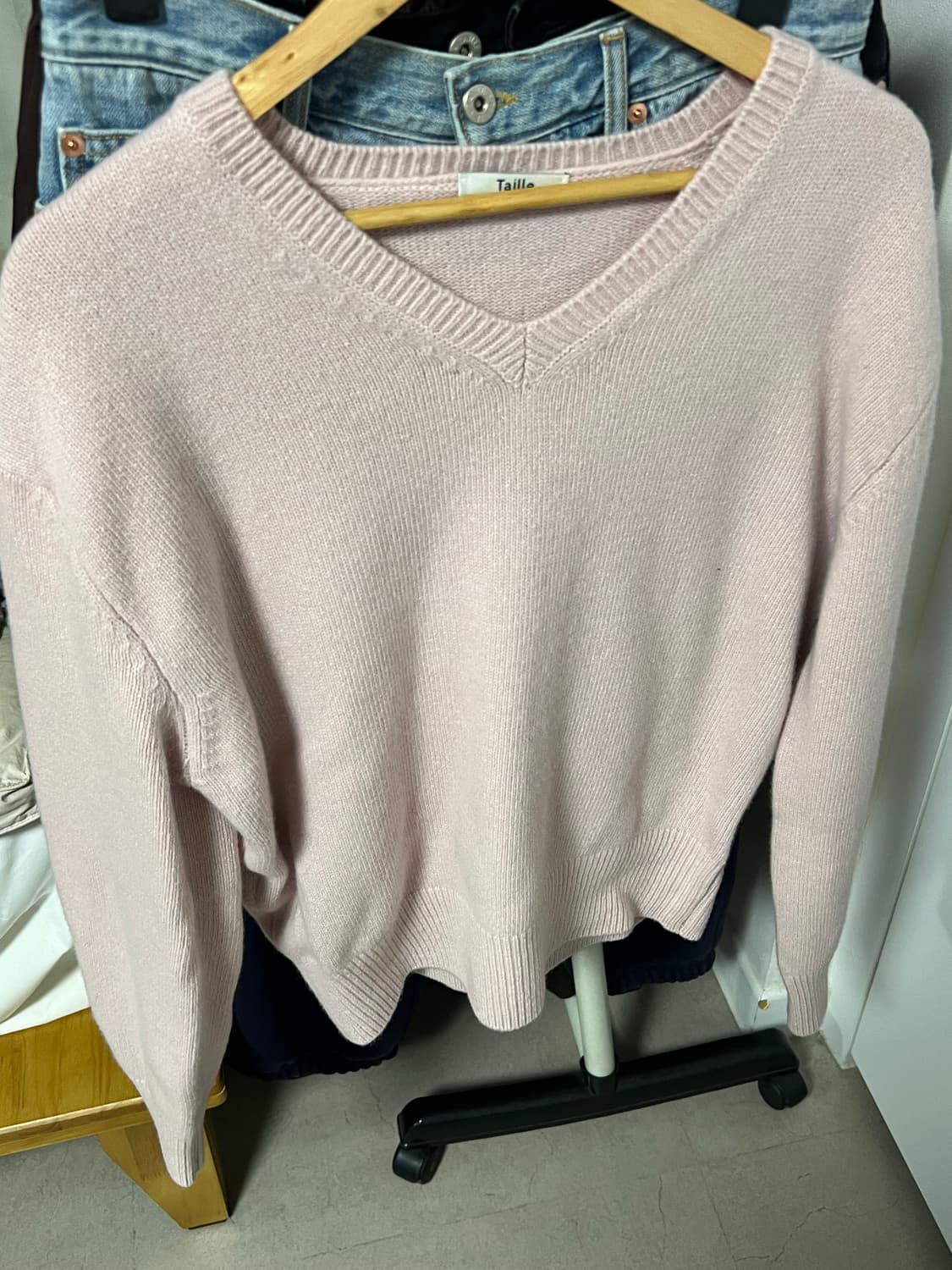 [1] 타일레 PARMA WOOL V-NECK SWEATER ROSY 상품이미지2