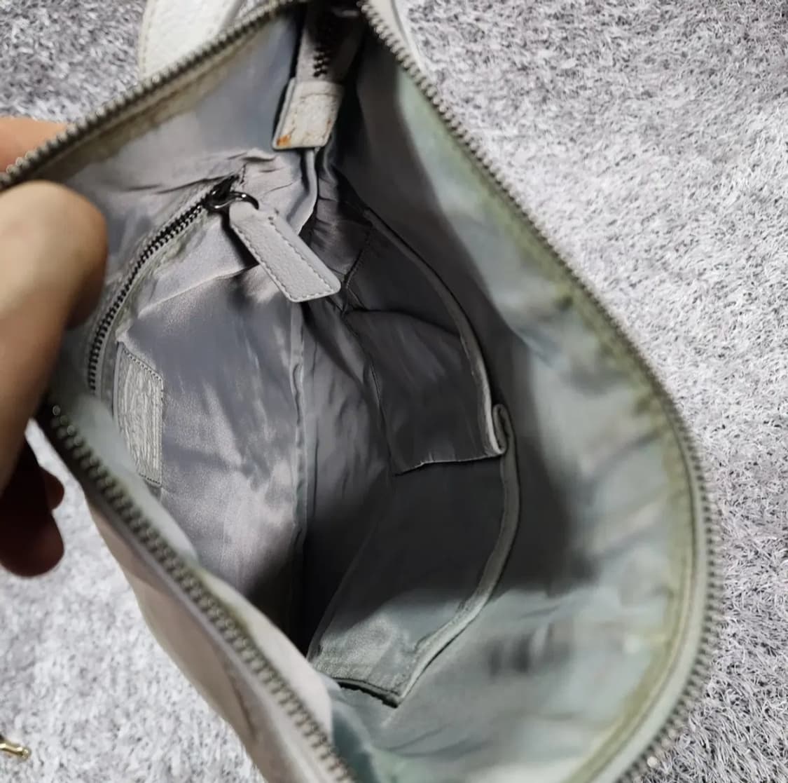 버버리 크로스백 상품이미지7