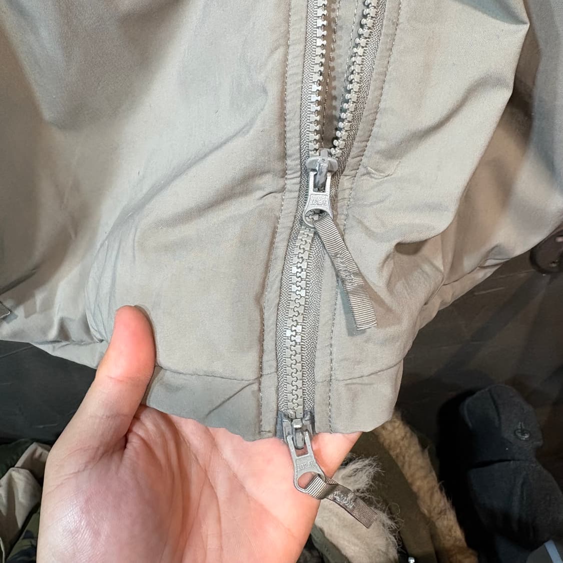 [L/R] US ARMY 미군 PRIMALOFT 프리마로프트 점퍼 상품이미지5