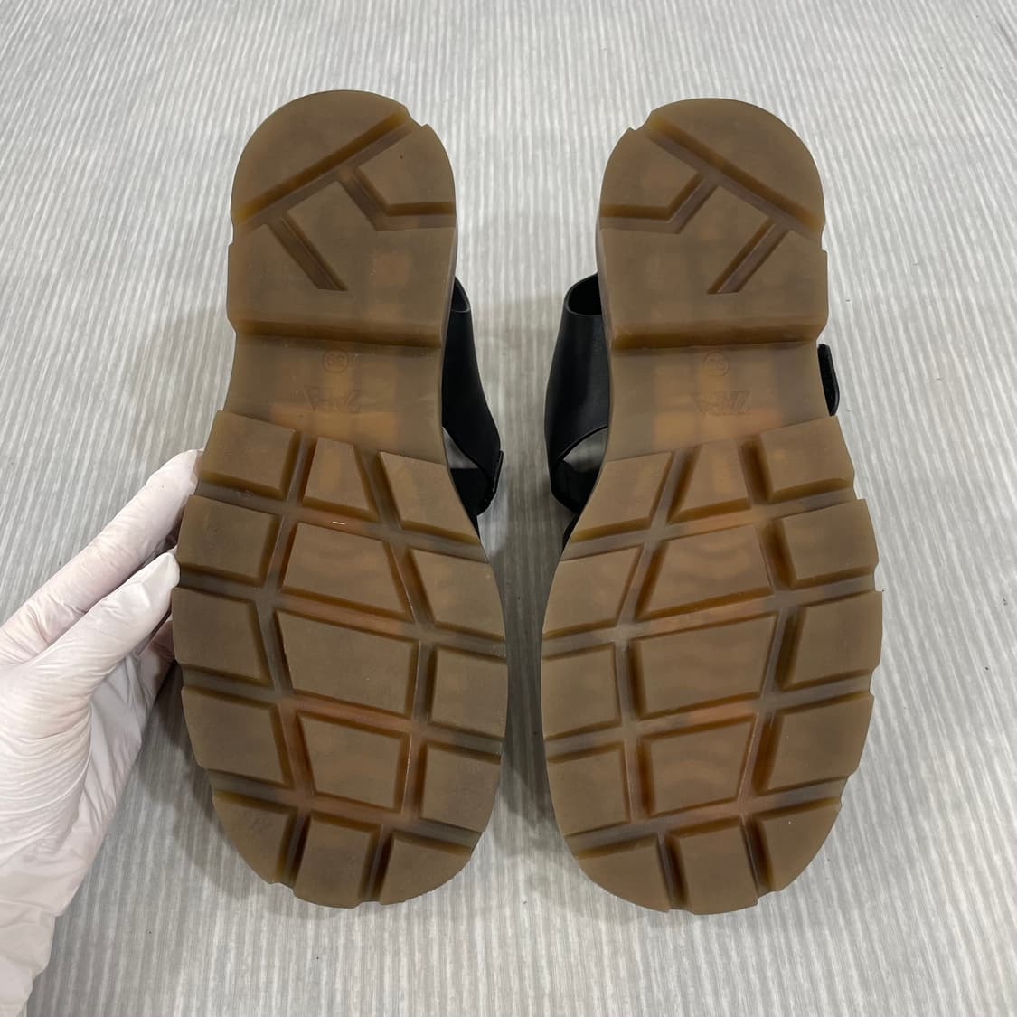 701-1)ZARA 자라 케이지 피셔맨 샌들 255mm 상품이미지7