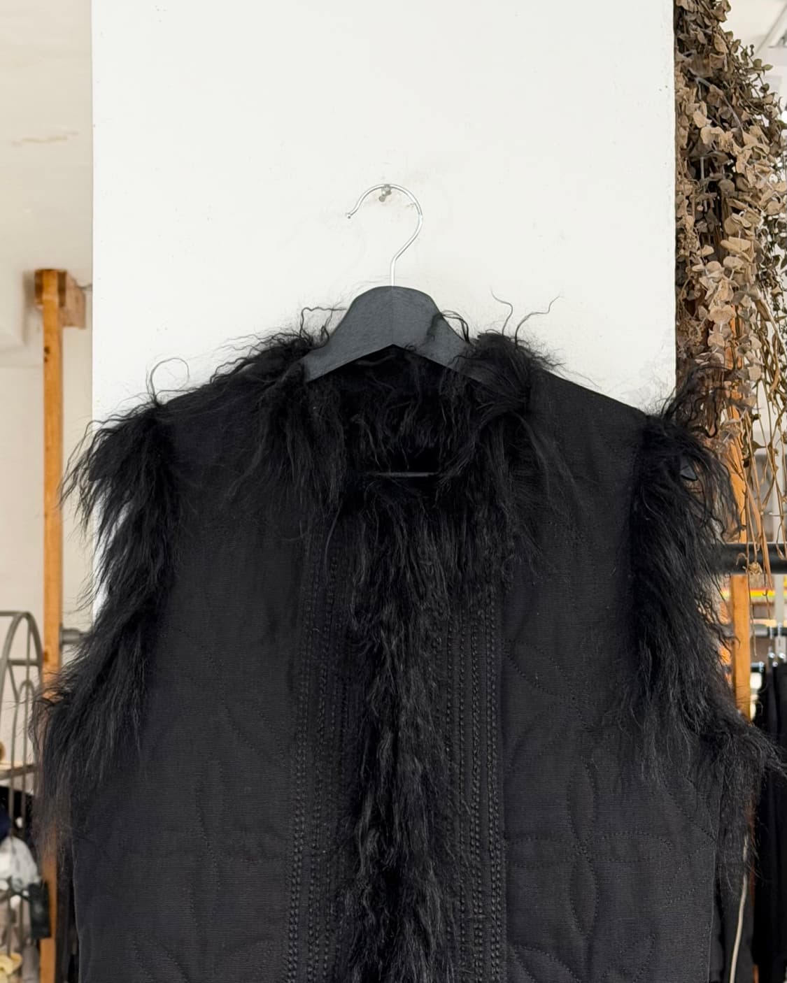 쟈딕앤볼테르 블랙 리버서블 퍼 퀼팅 베스트 상품이미지5