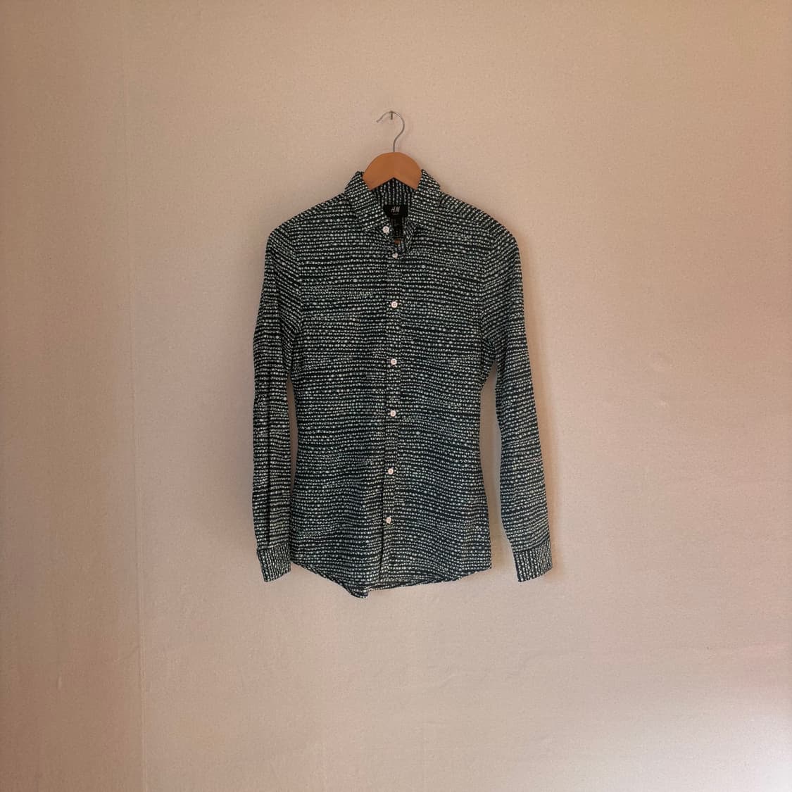 H&M 슬림핏 XS 슬렌더 셔츠 화려한 패턴 HM 상품이미지5