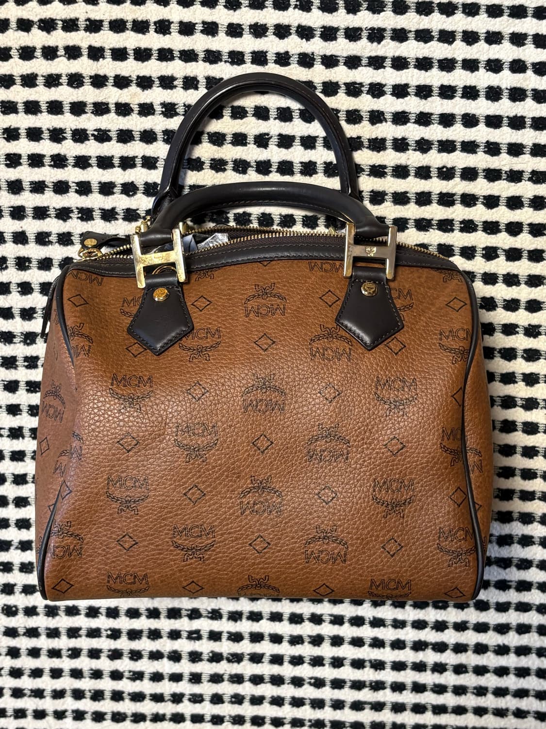 정품 MCM 보스턴백 새제품 상품이미지2