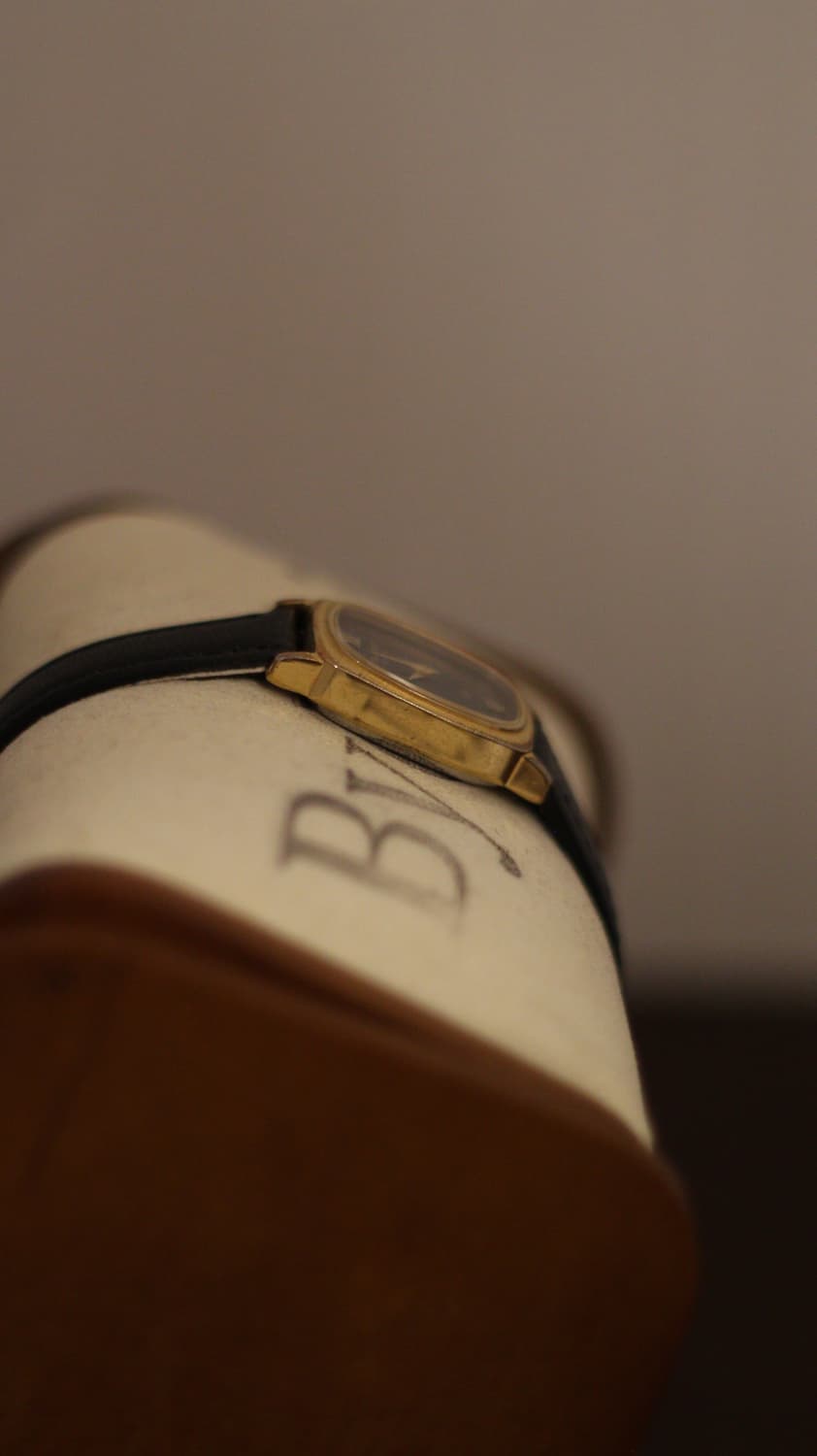 [Rado] 라도 텍스처 베젤 블랙 다이얼 빈티지 여성용 워치 상품이미지5