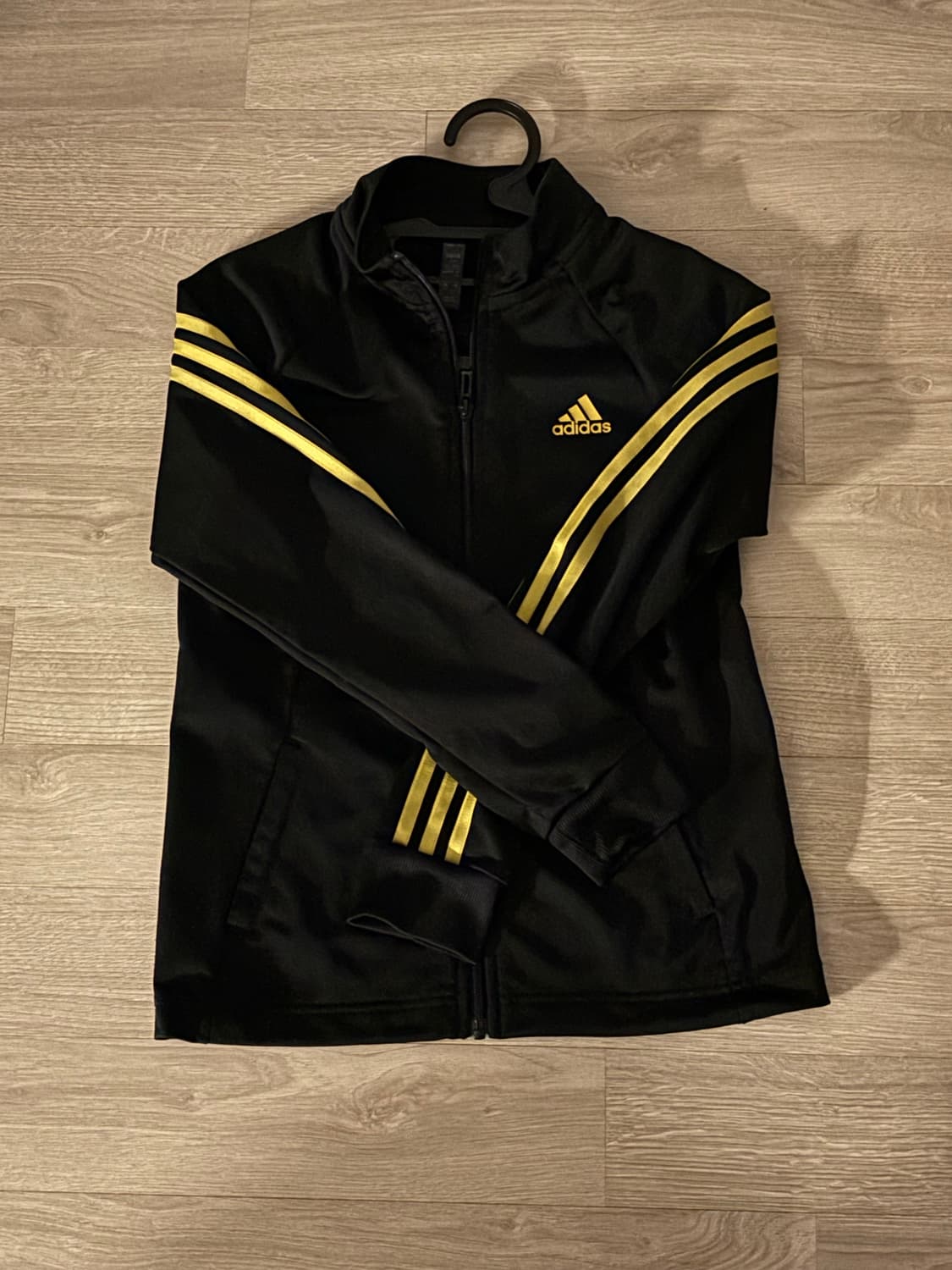 아디다스 골드 검정 져지 상품이미지1