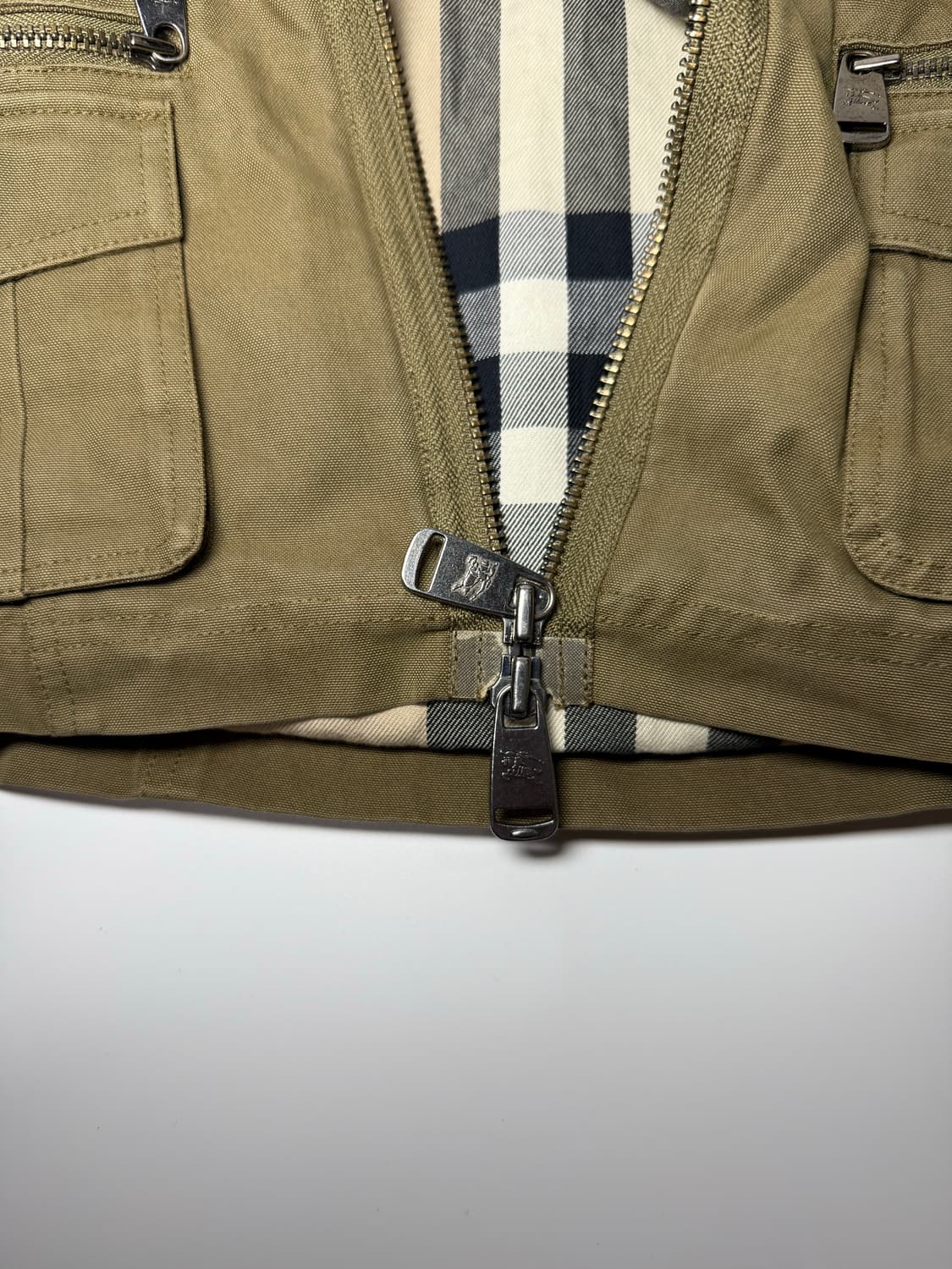 BURBERRY 카키색 봄버 자켓 키즈 상품이미지6