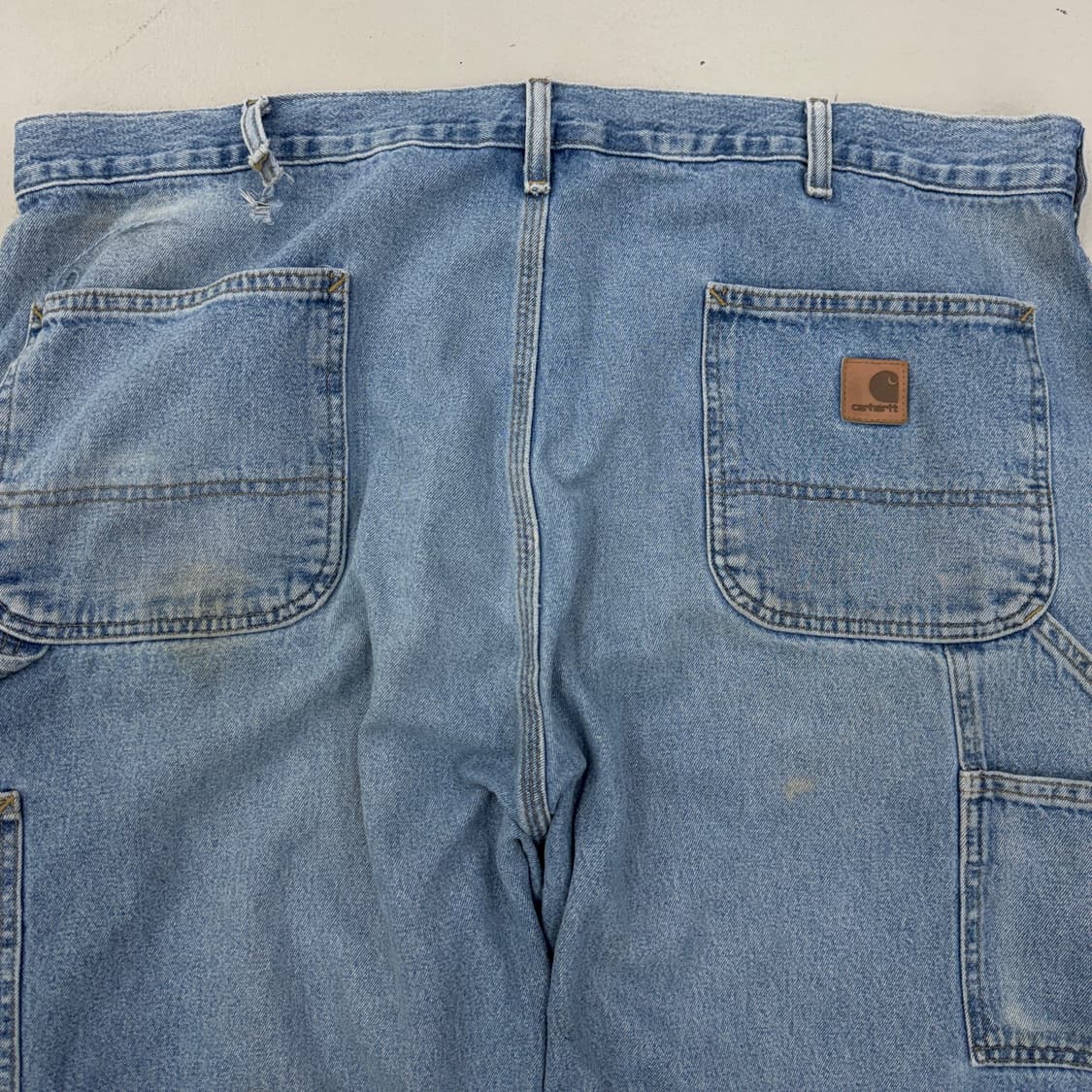 칼하트 OG 가죽패치 카펜터 페이딩 와이드 워크 데님팬츠 상품이미지6