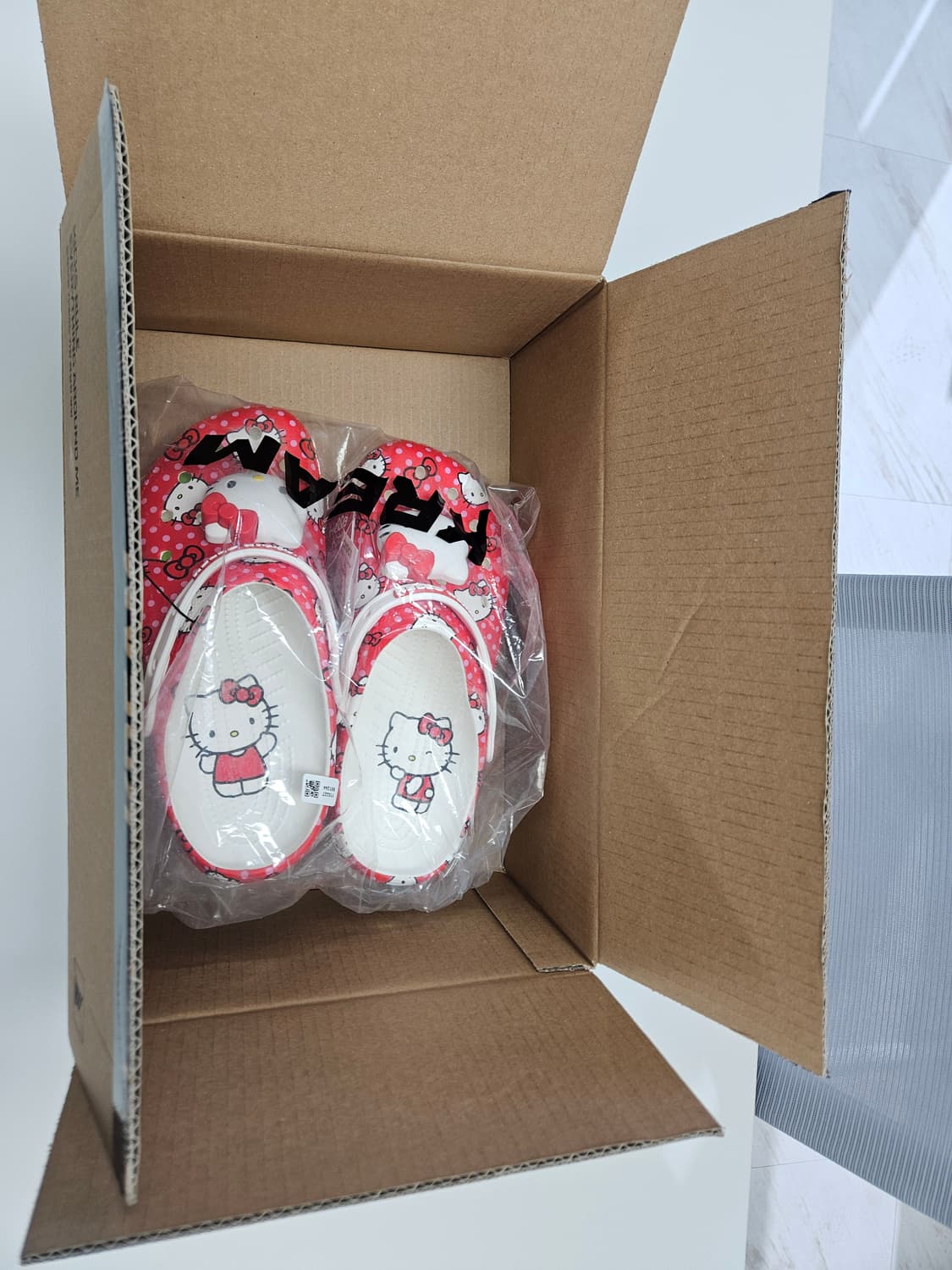 크록스 헬로키티 ㆍ280mm 상품이미지7