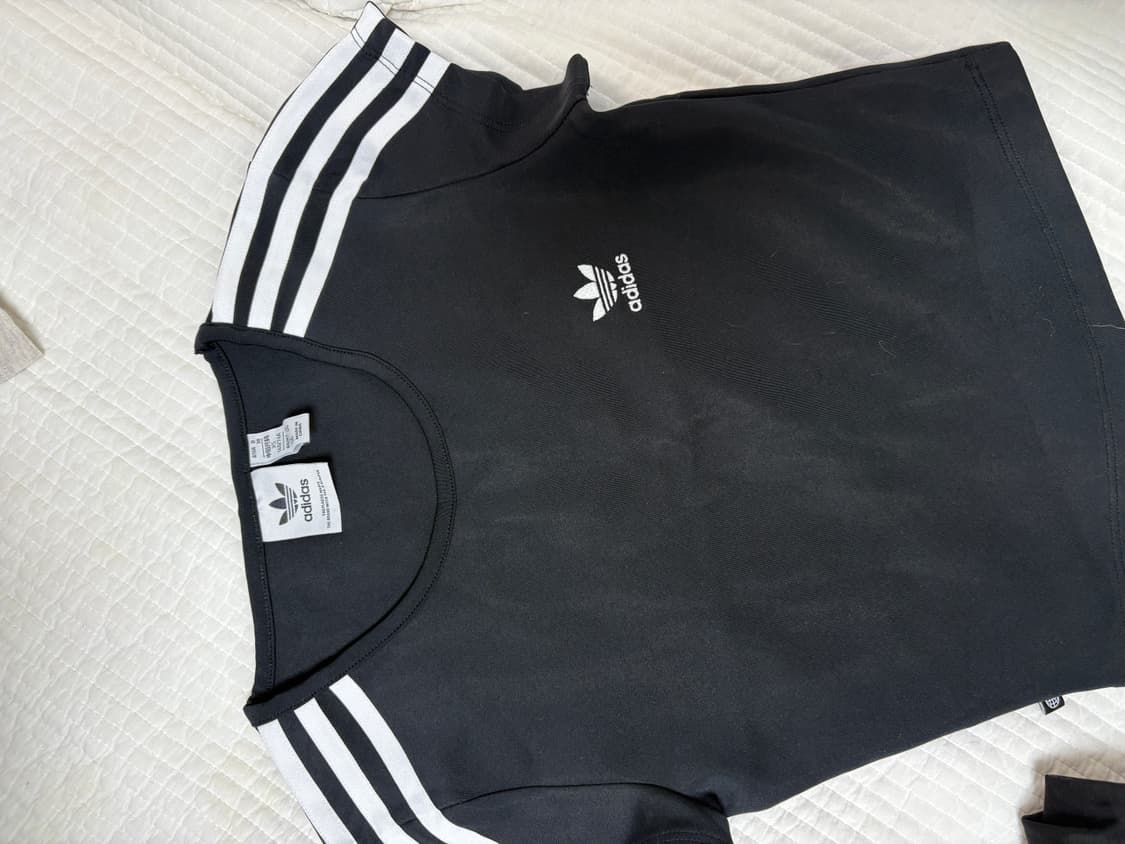 아디다스 크롭탑 상품이미지2