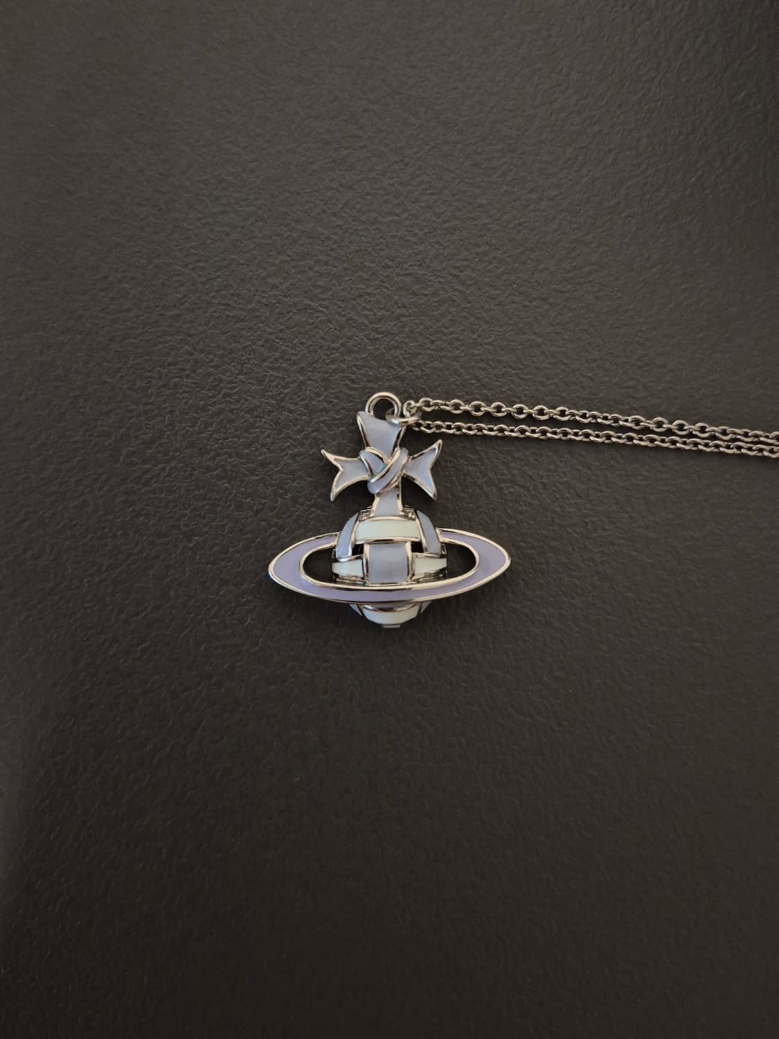 (W)비비안 웨스트우드 리본 바스 릴리프 네클리스 실버 상품이미지2