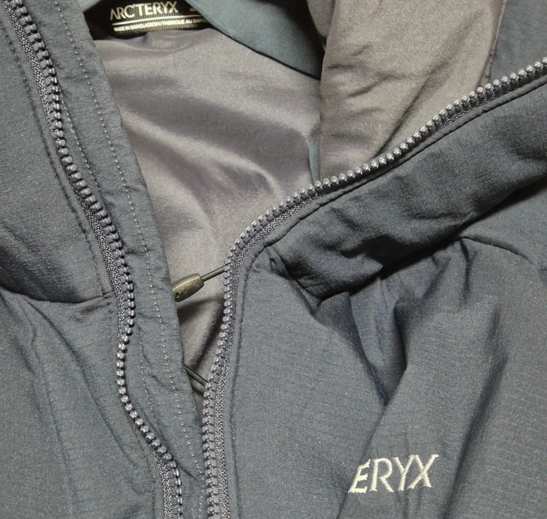 아크테릭스 아톰 ar M 사이즈  상태 9.0/10 고질병인 목 상태도  상품이미지3