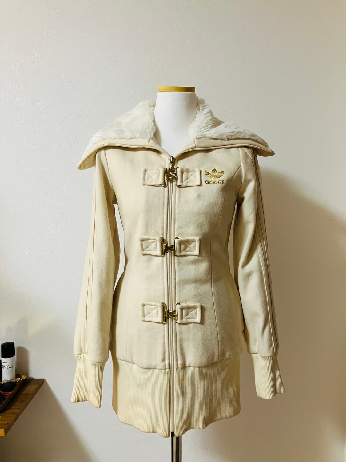 아디다스 오리지널 아이보리 퍼 후드 자켓 오네갸루 y2k 중티다스 상품이미지1