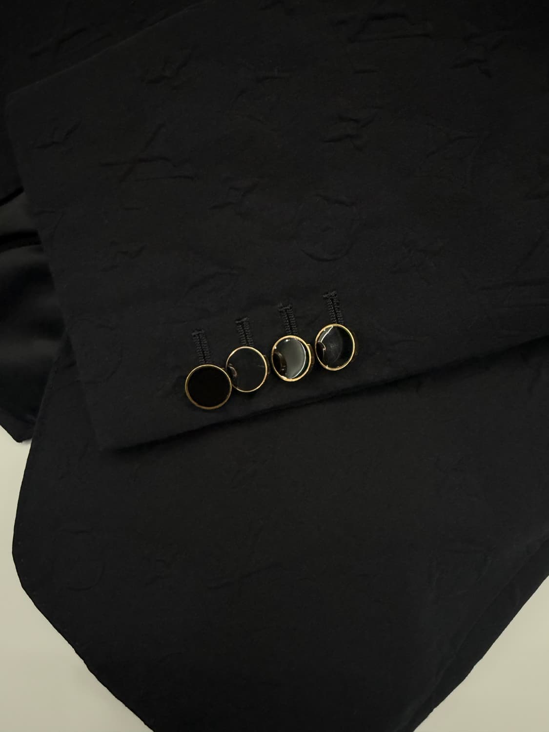 (48) 루이비통 풀 모노그램 블레이저  상품이미지3