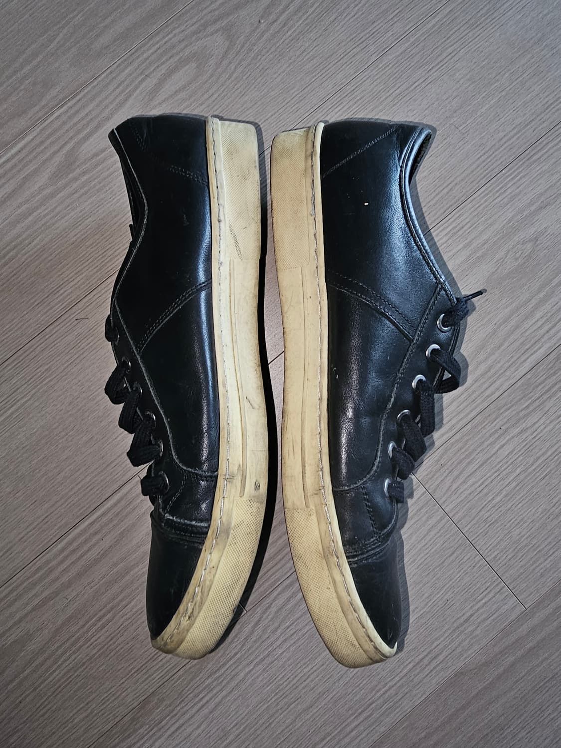 닐바렛 블랙가죽 스니커즈 상품이미지3