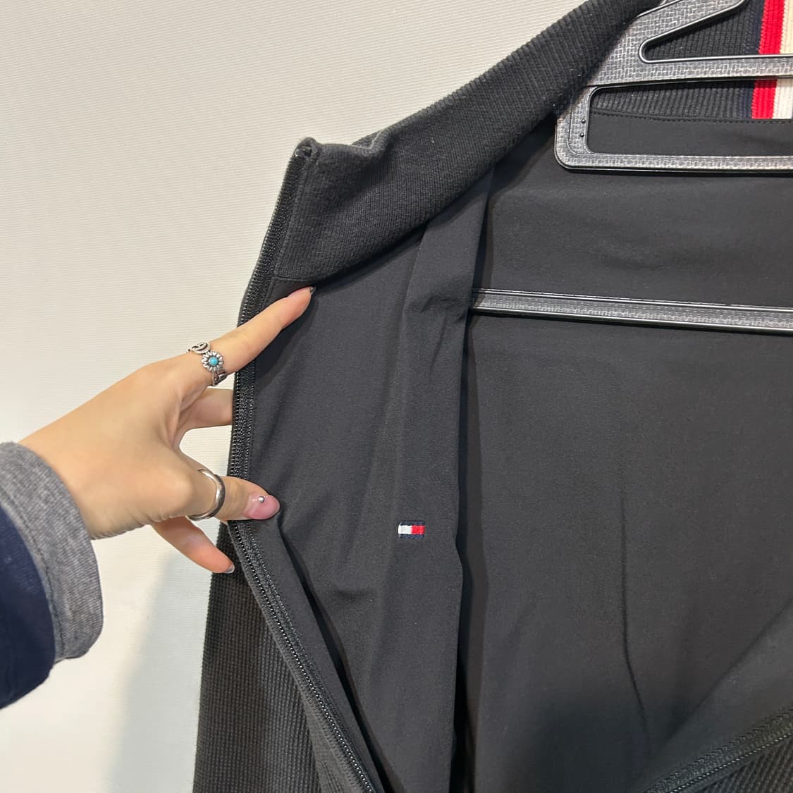 타미힐피거 남성 리버시블 니트 집업 M 상품이미지3